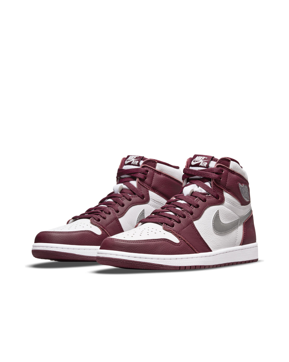 Air Jordan 1 High 'Bordeaux' - Image 12