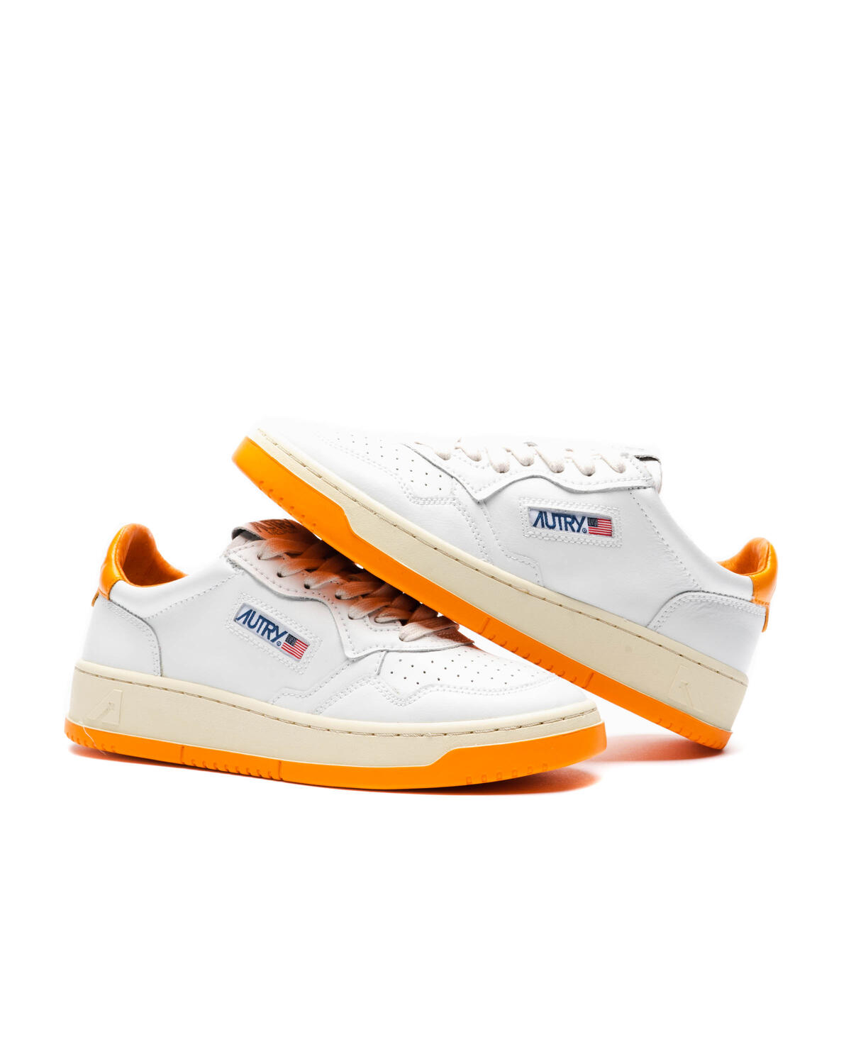 Autry Action Shoes Wmns Medalist Low - Image 5