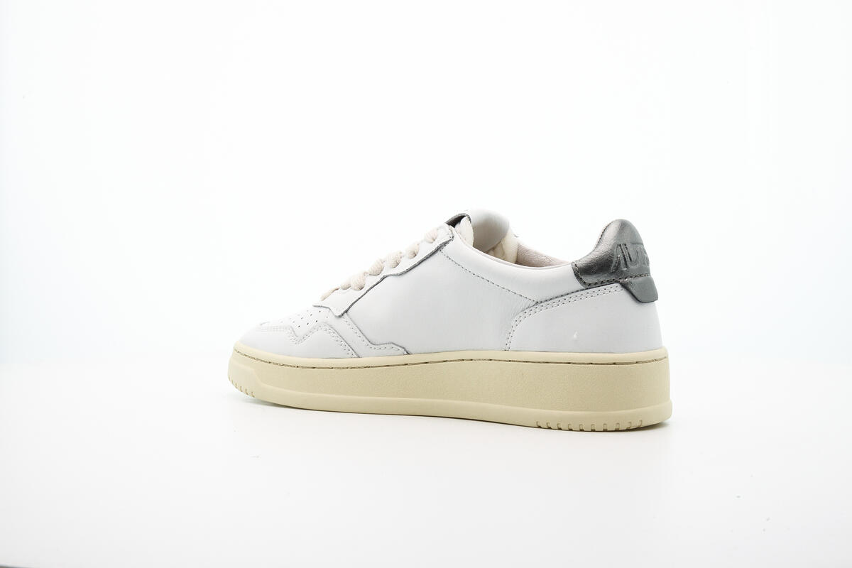 Autry Medalist Low (Women's) - Image 16