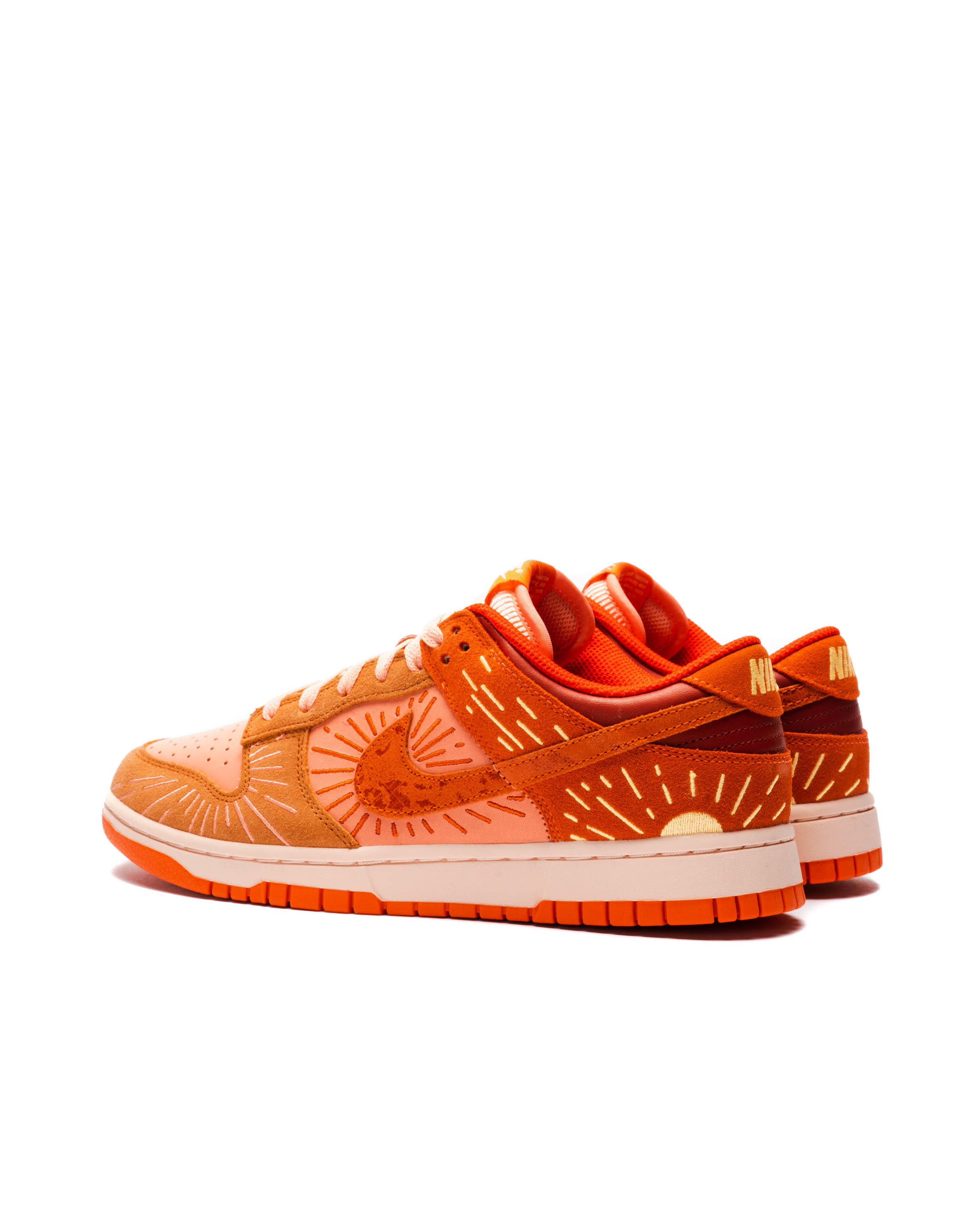 Nike WMNS Dunk Low "Winter Solstice"