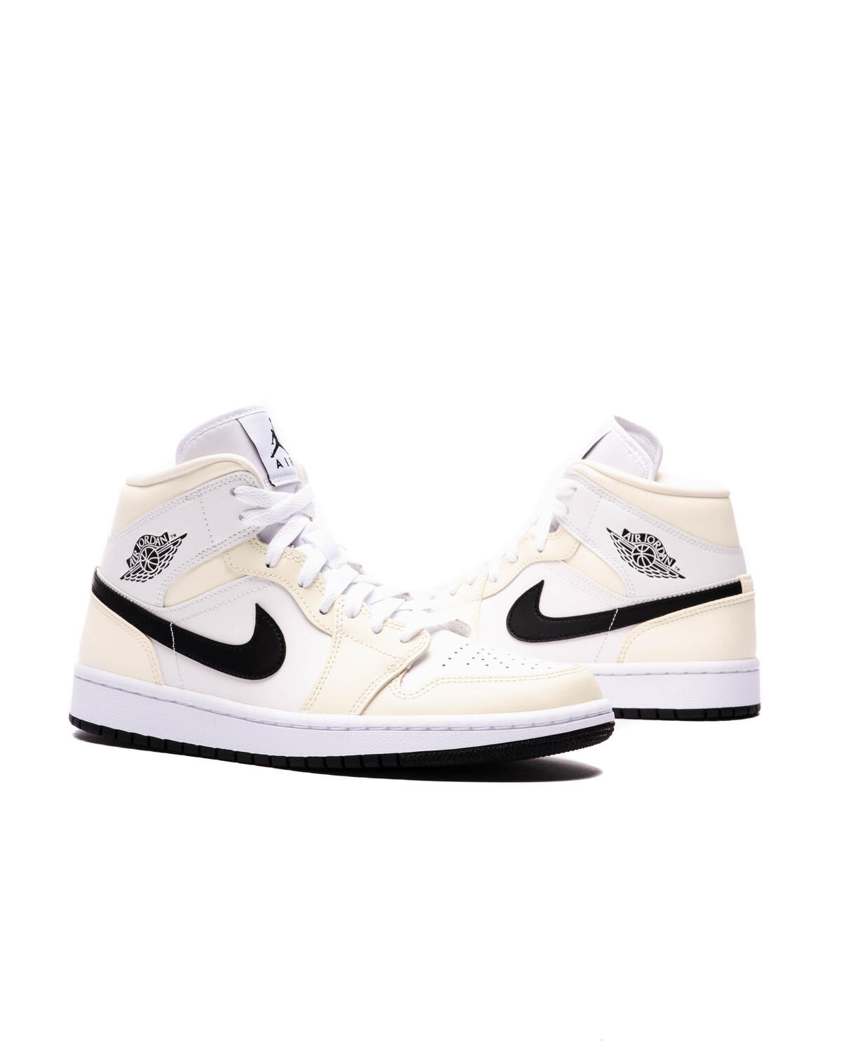 Jordan Air Jordan Retro 1 Mid (Women's) - Image 17