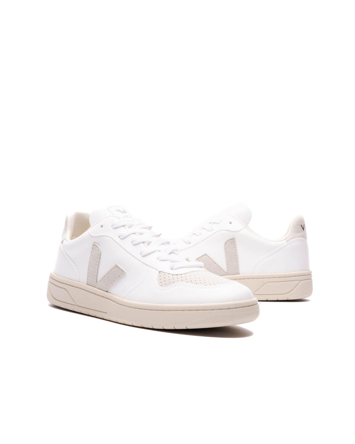 Veja V-10 Full White - Image 5