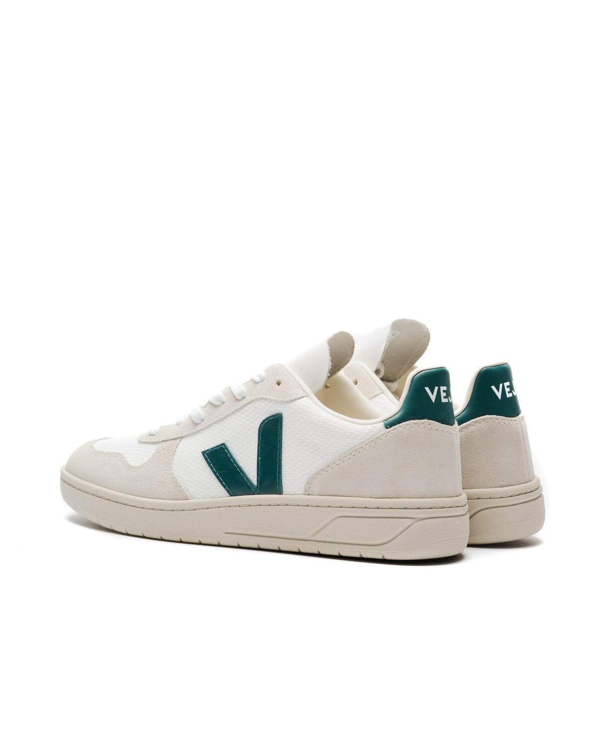 veja v10 green
