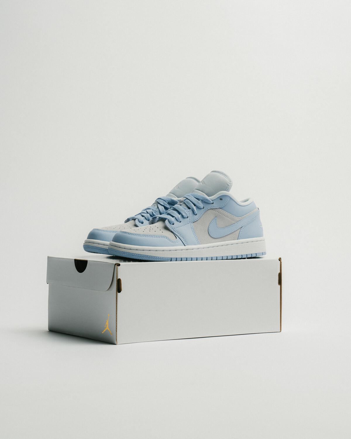 Air Jordan 1 Low Football Grey Aluminum (Women's) - Image 17