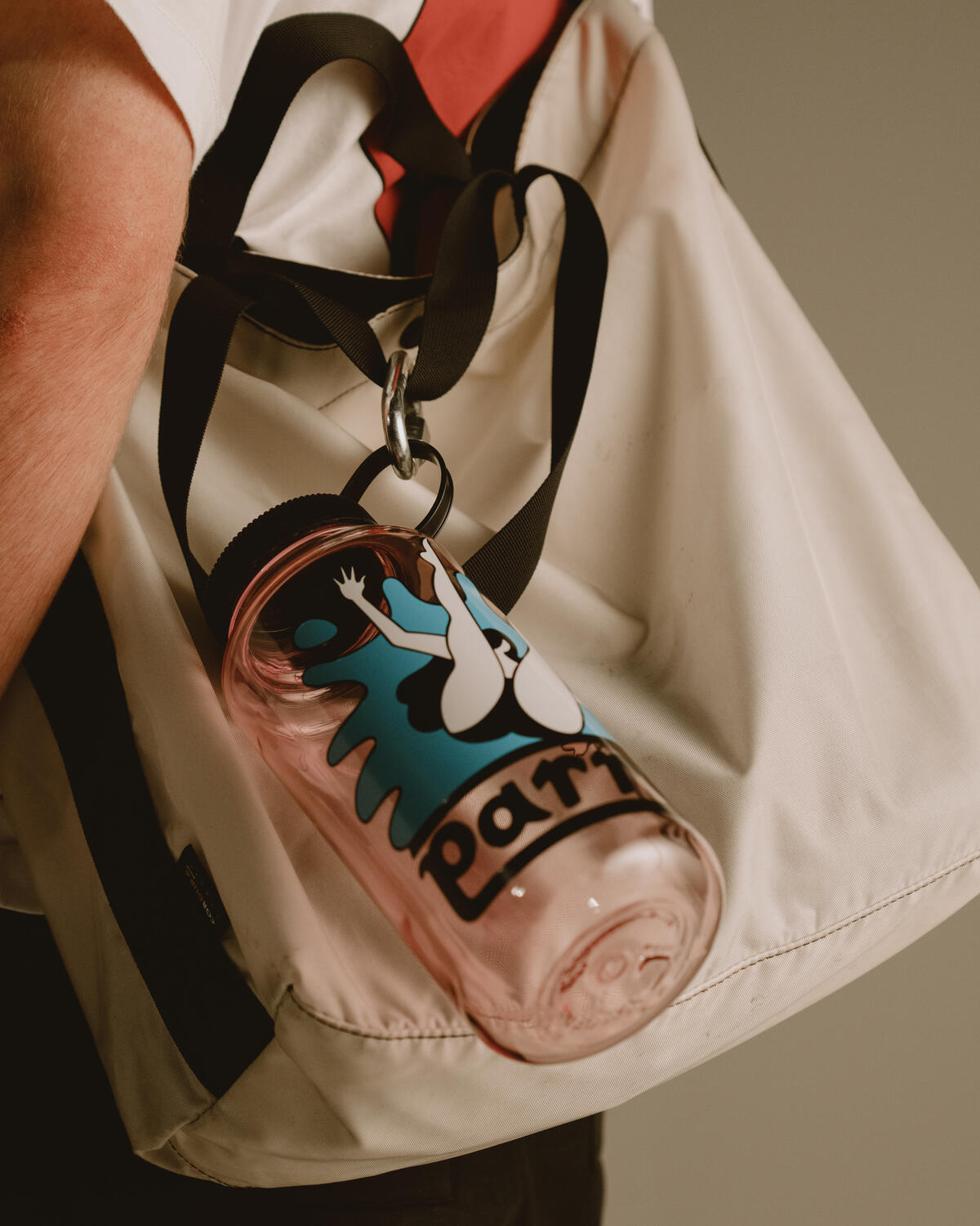 by Parra Waterpark Bottle Pink - Image 4