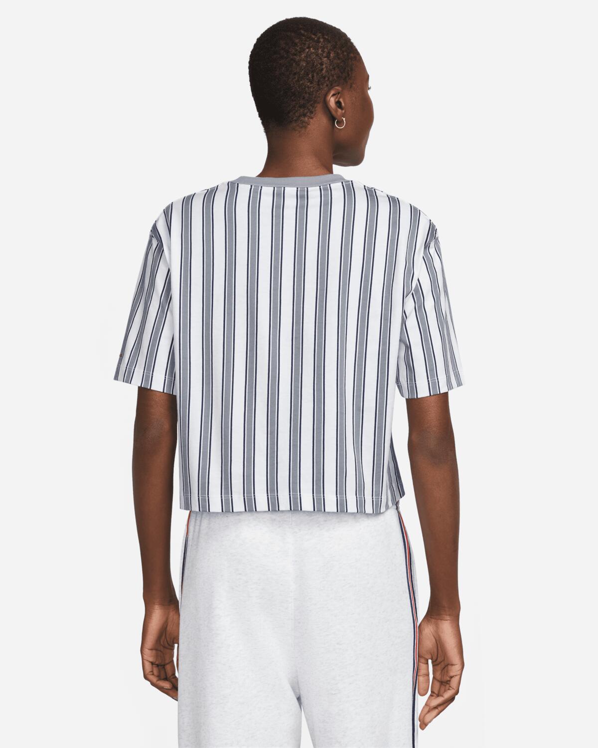 Paris Saint-Germain x Wmns Air Jordan GFX Tee - Image 4