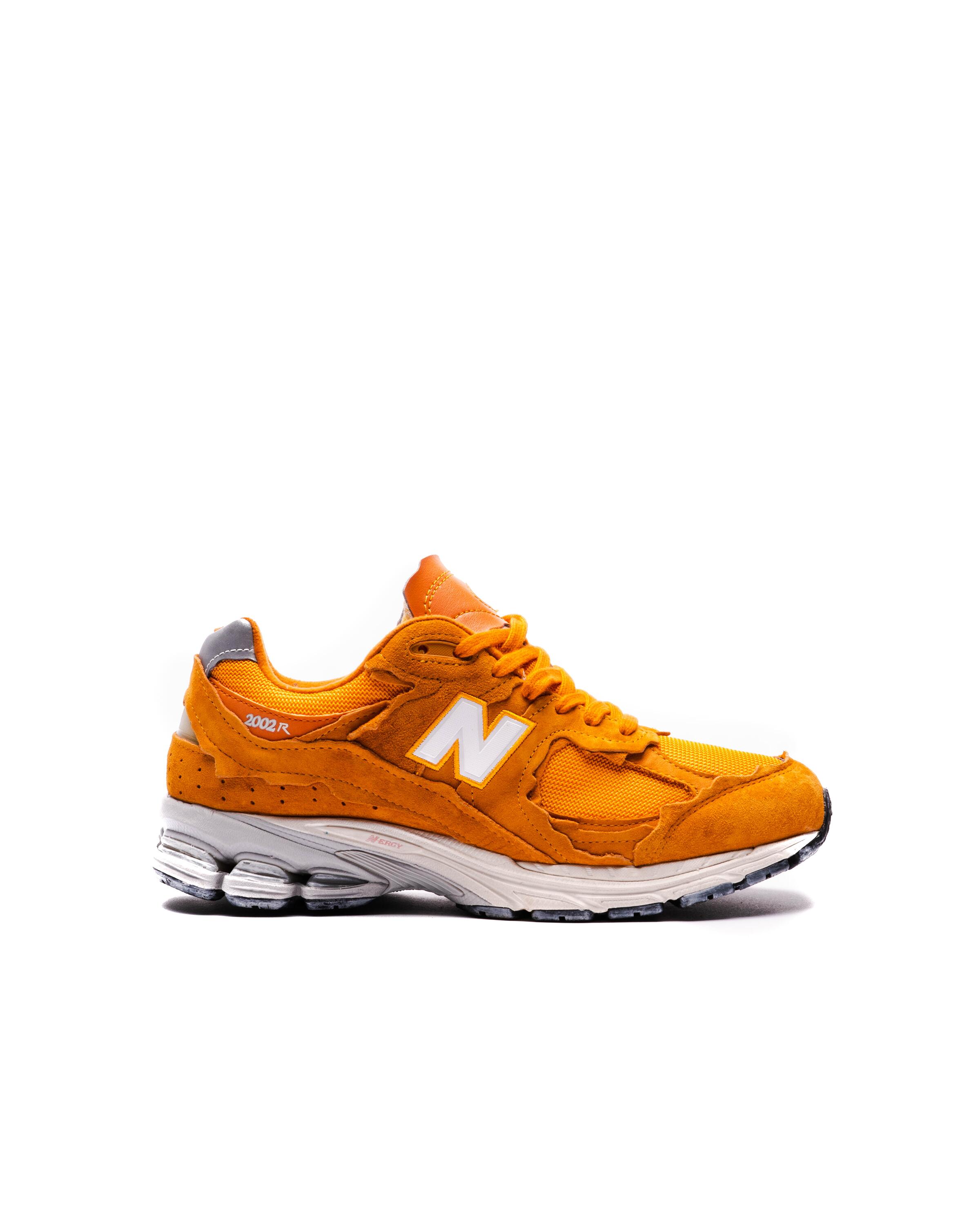 New Balance M 2002 RDE “Echo the past, Refine the future”