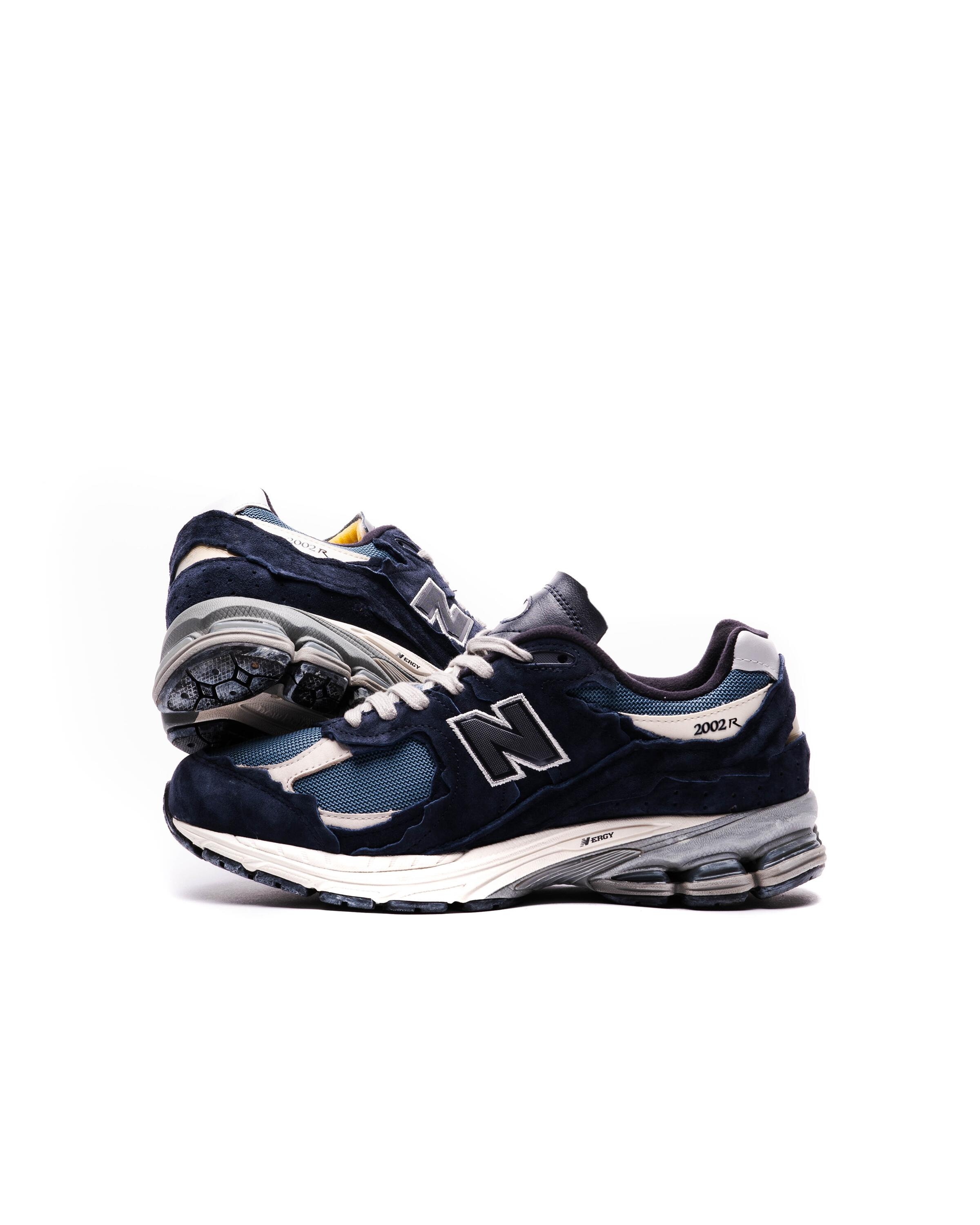 New Balance M 2002 RDF “Echo the past, Refine the future"