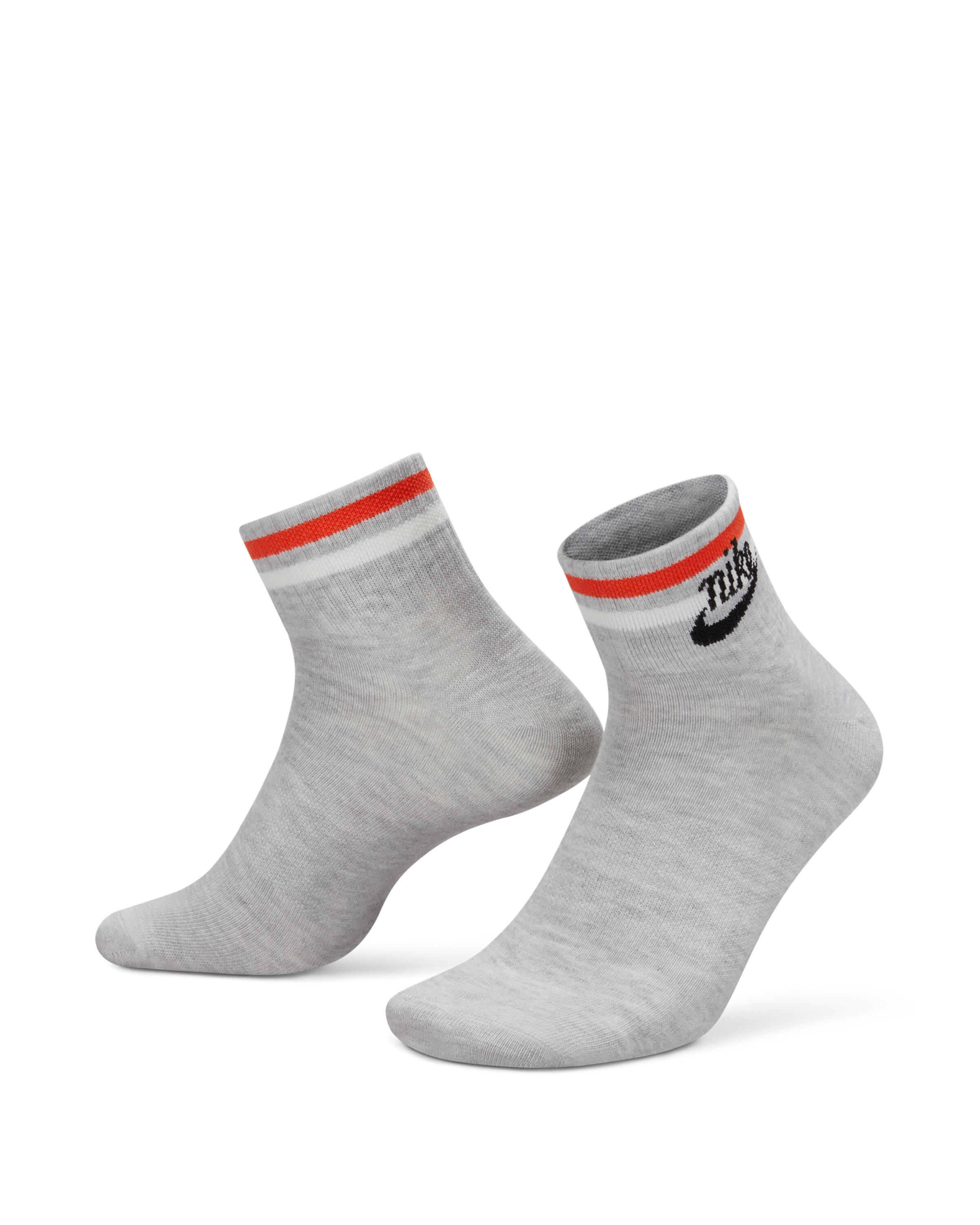 Nike EVERYDAY ESSENTIAL CREW SOCKS