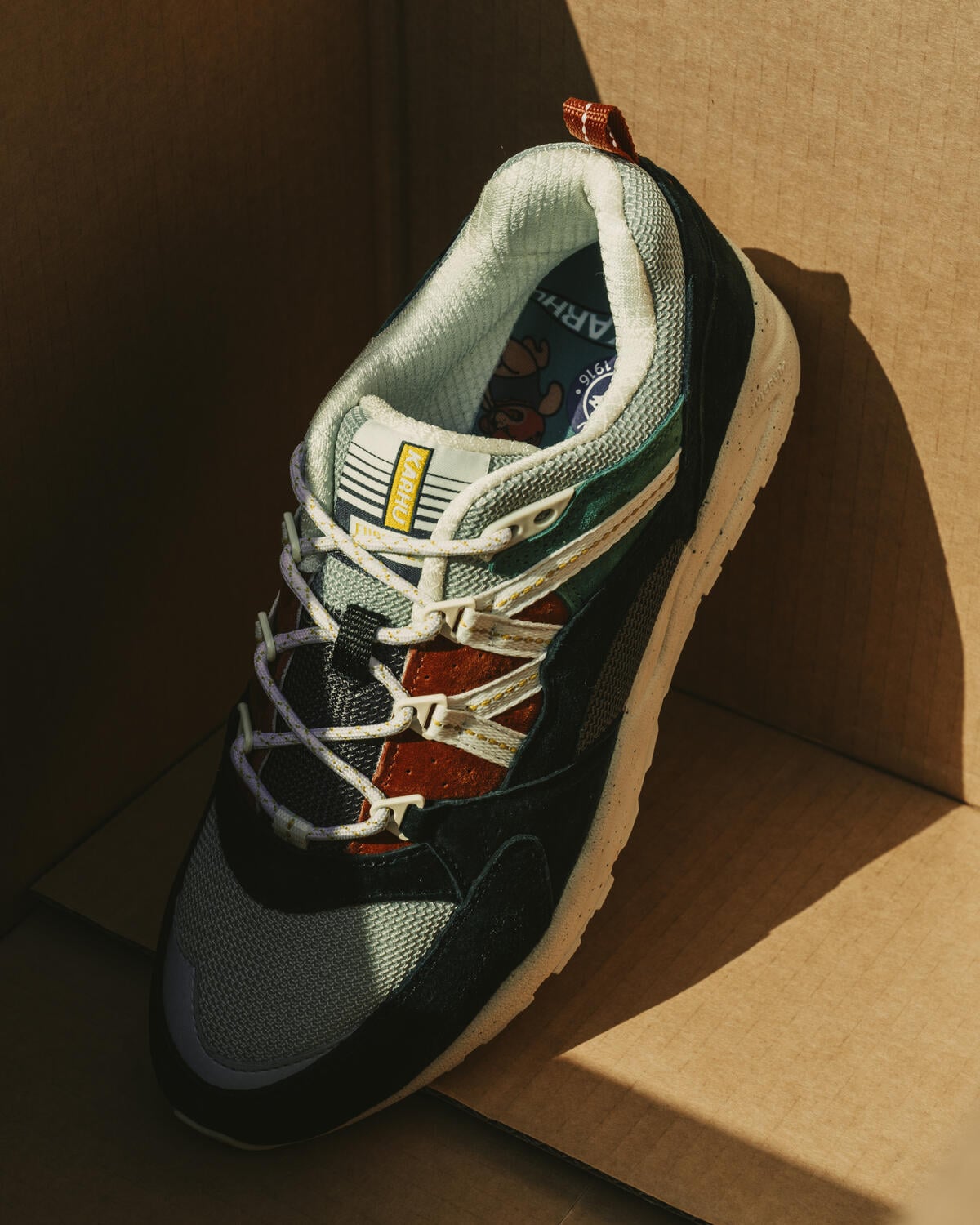 Karhu Fusion 2.0 Jet Black - Image 6