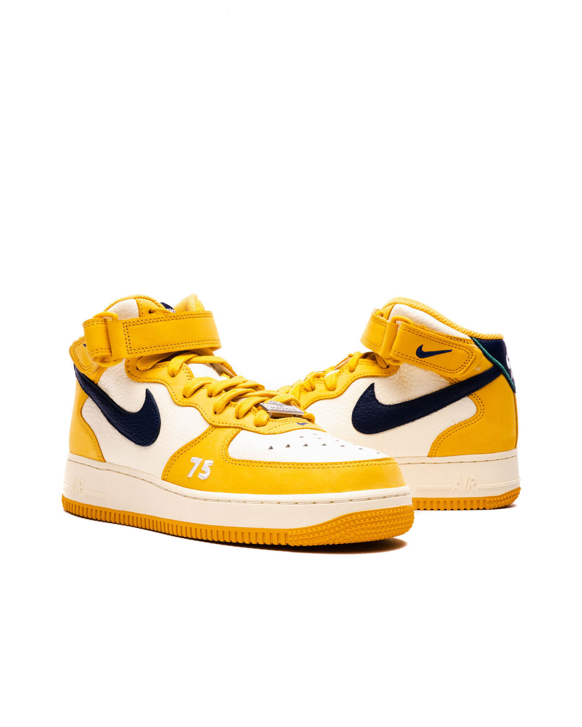 Nike Air Force 1 Mid - Image 16
