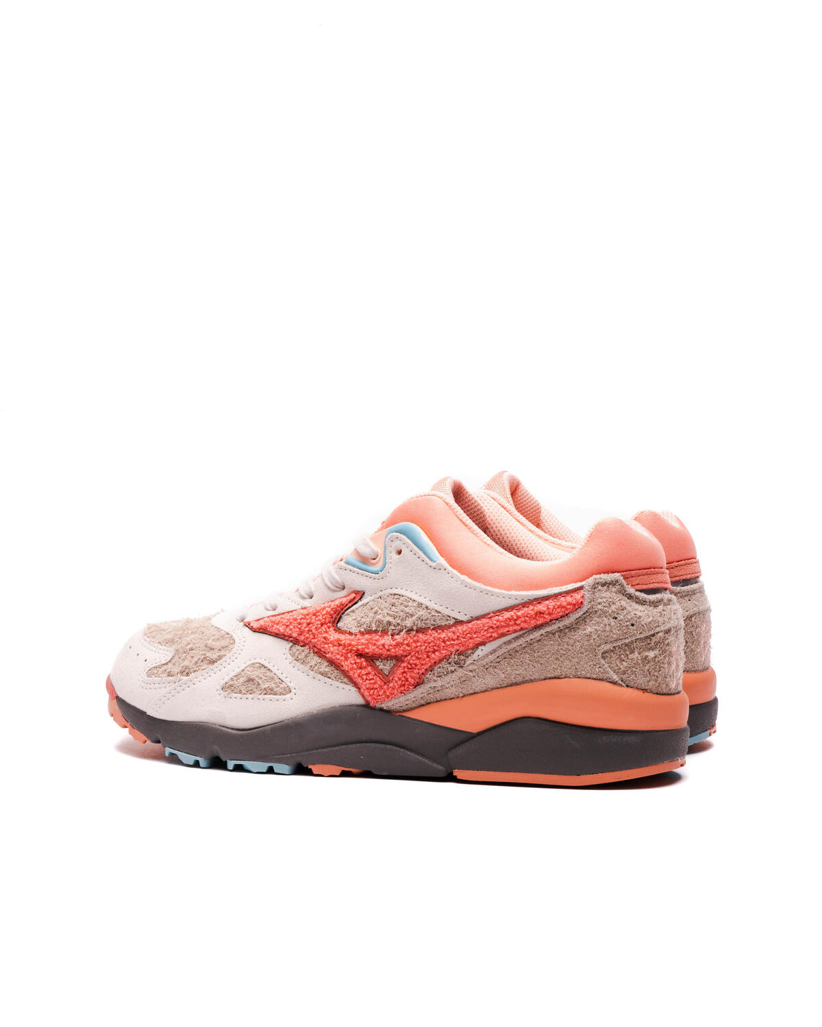 mizuno-sky-medal-silver-cloud- 
