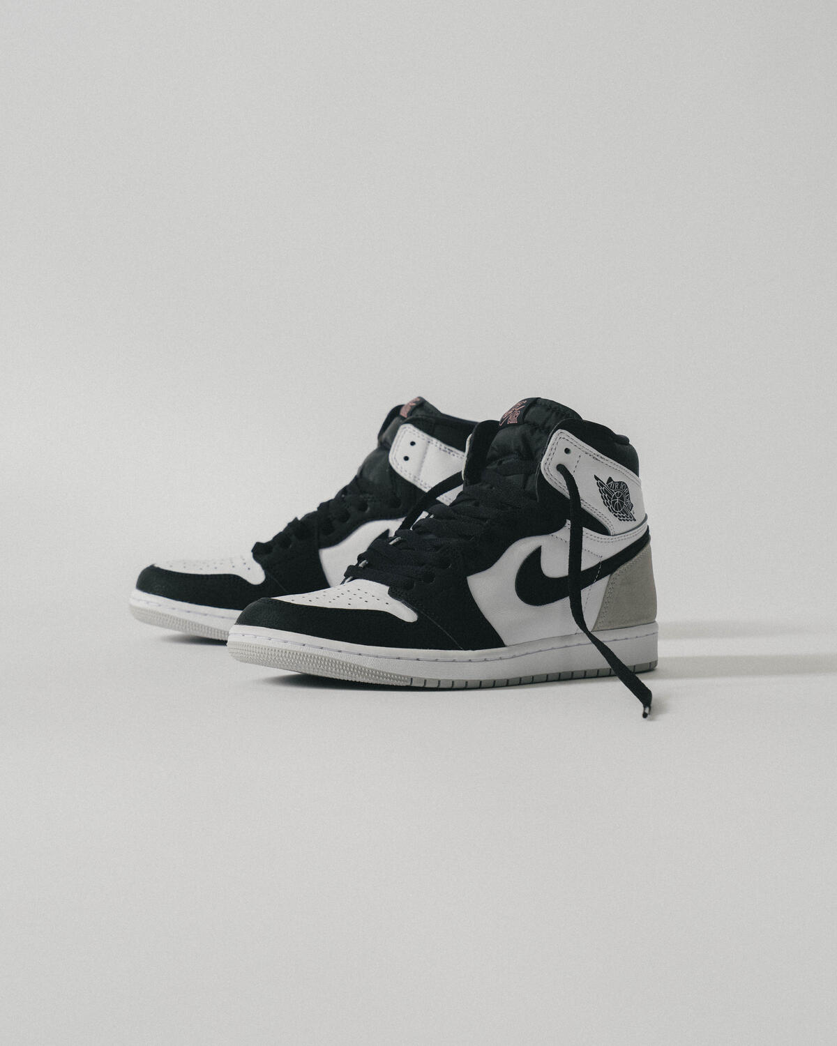 Air Jordan 1 High 'Stage Haze' - Image 6