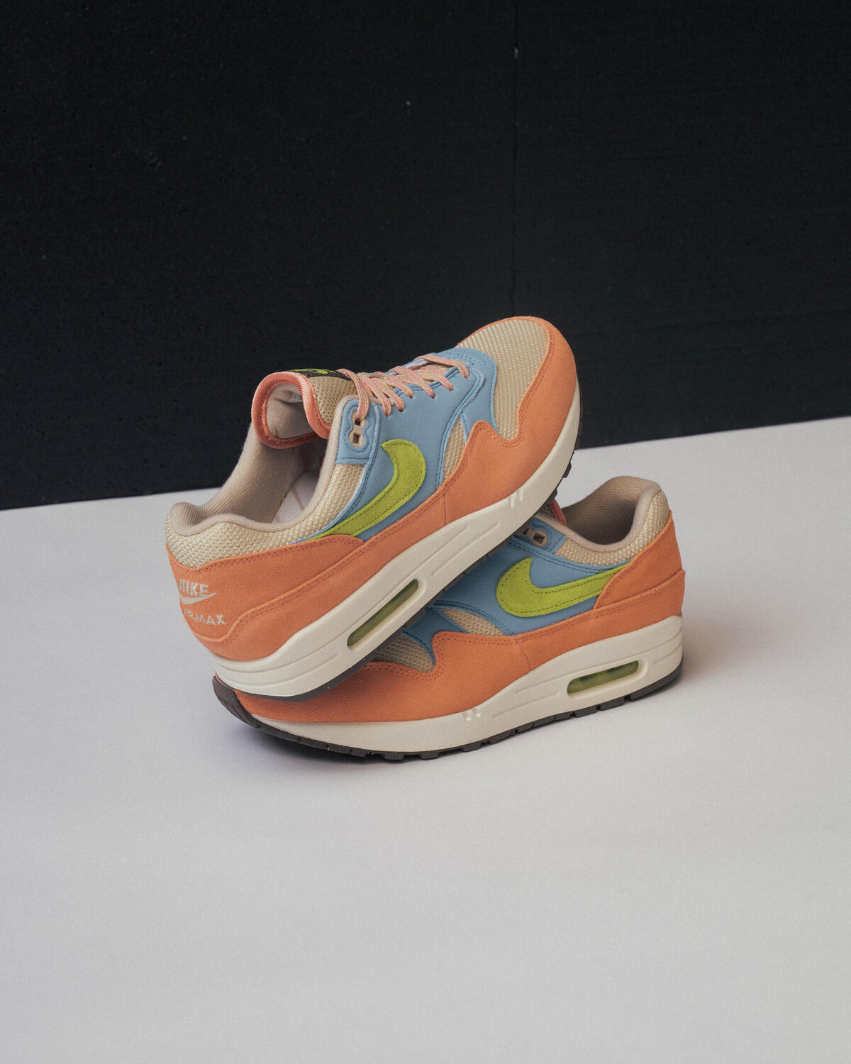 Nike Mens Air Max 1 Shoes Light Madder Root - Image 6
