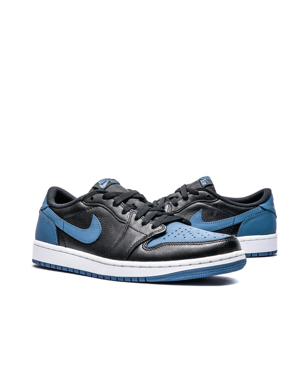 Air Jordan 1 Low 'Mystic Navy' - Image 17