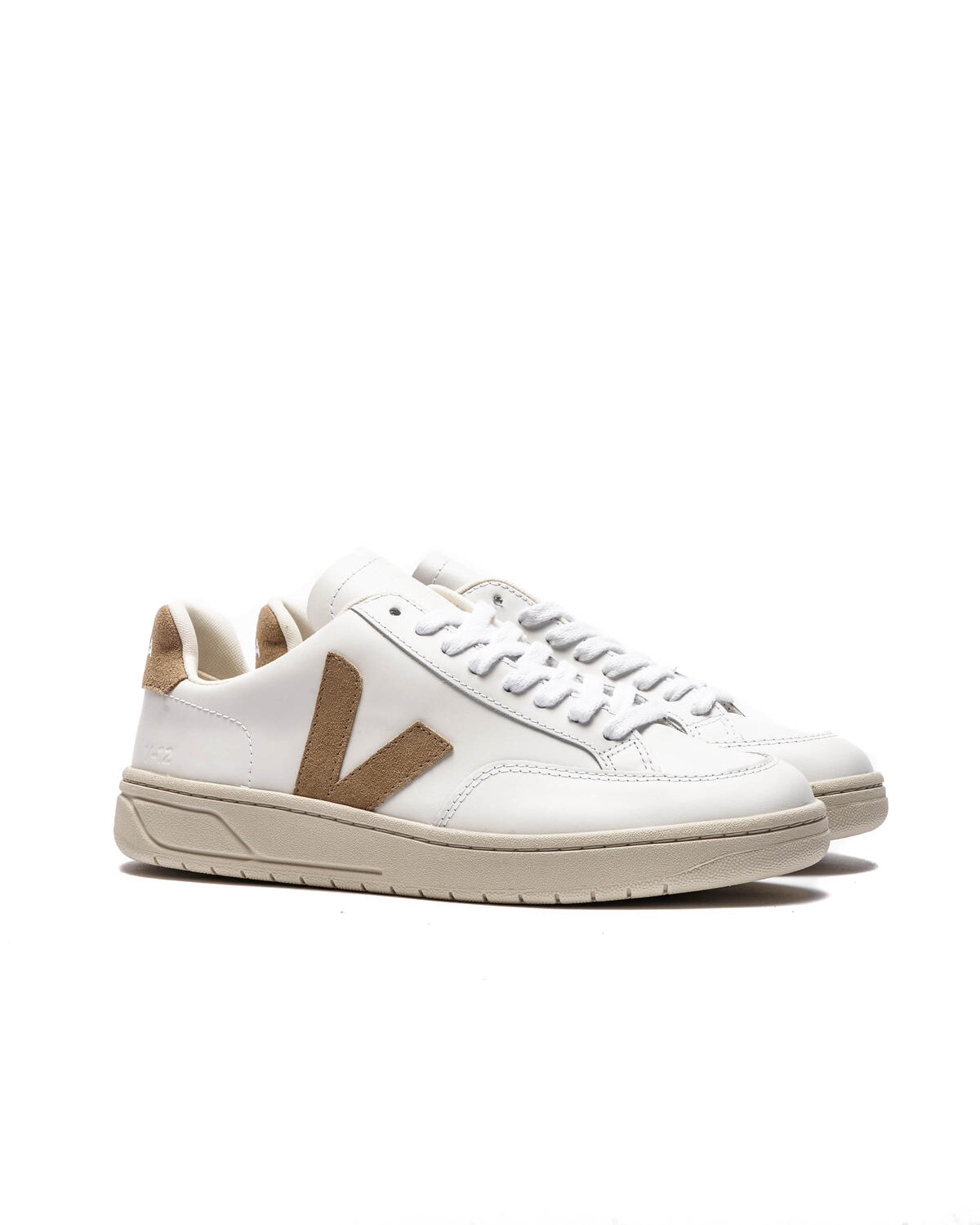 VEJA V-12 Extra White / Dune (Women's) - Image 3