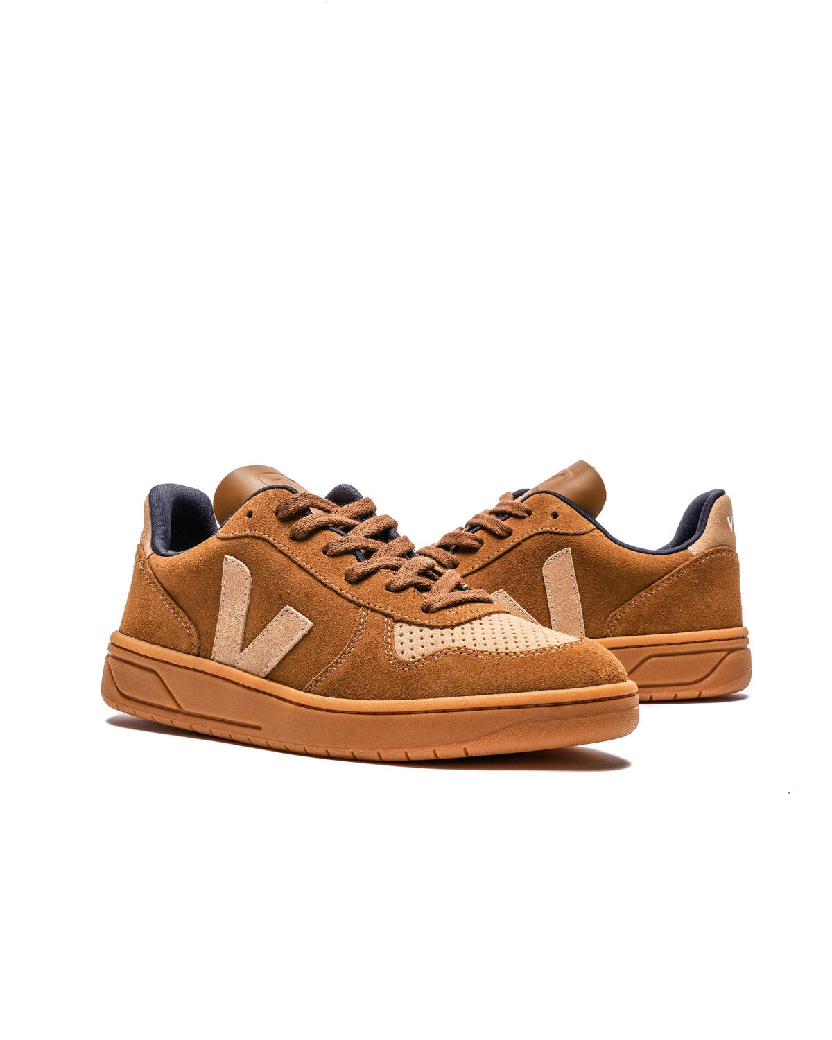 VEJA V-10 Camel Desert - Image 5