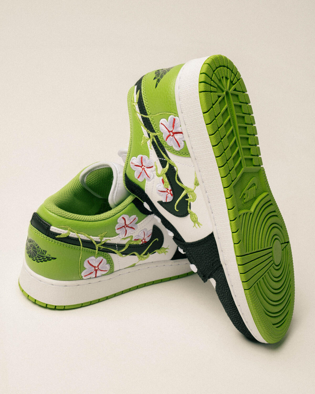 Air Jordan 1 Low 'Floral' (GS) - Image 6