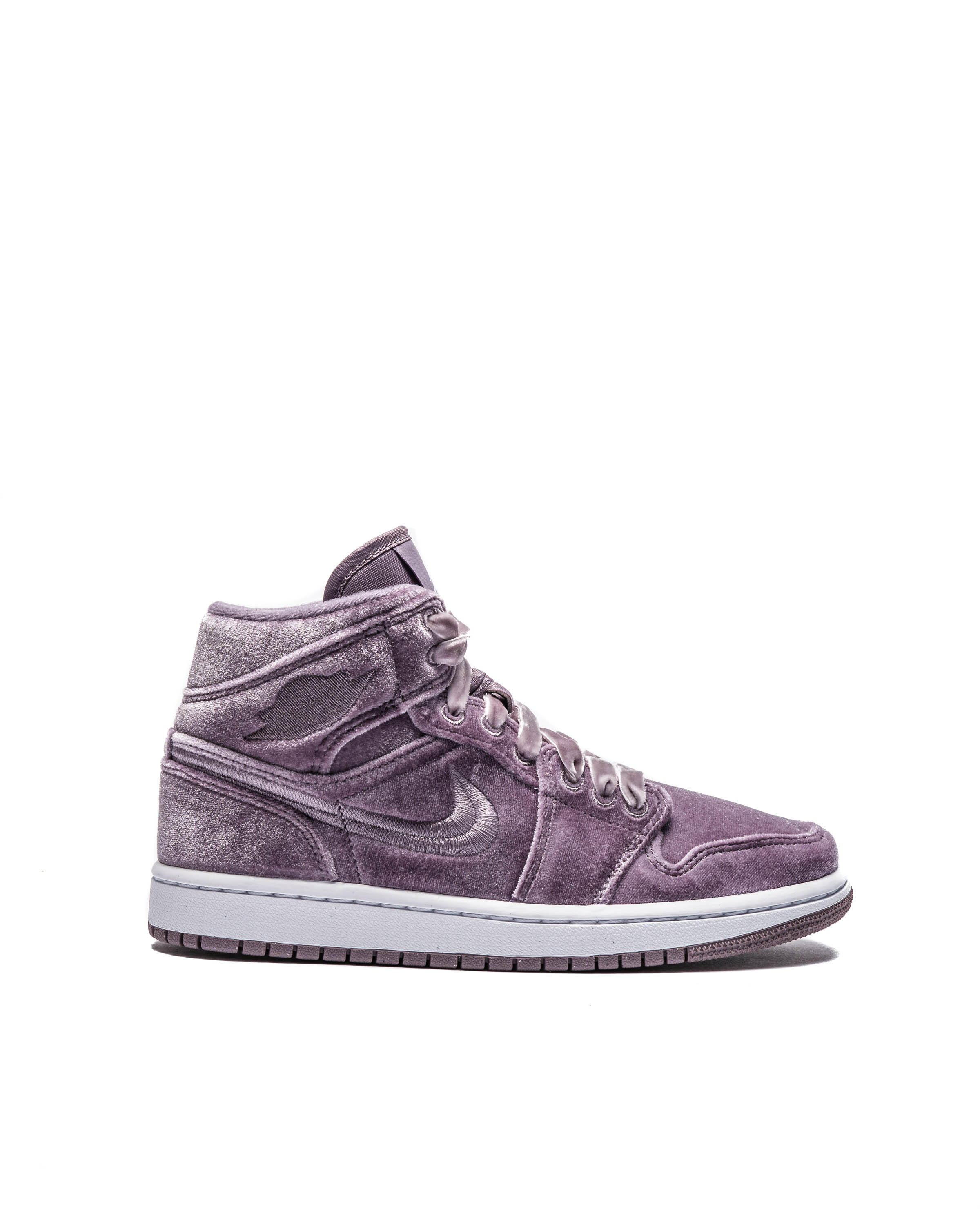 Air Jordan WMNS 1 MID SE