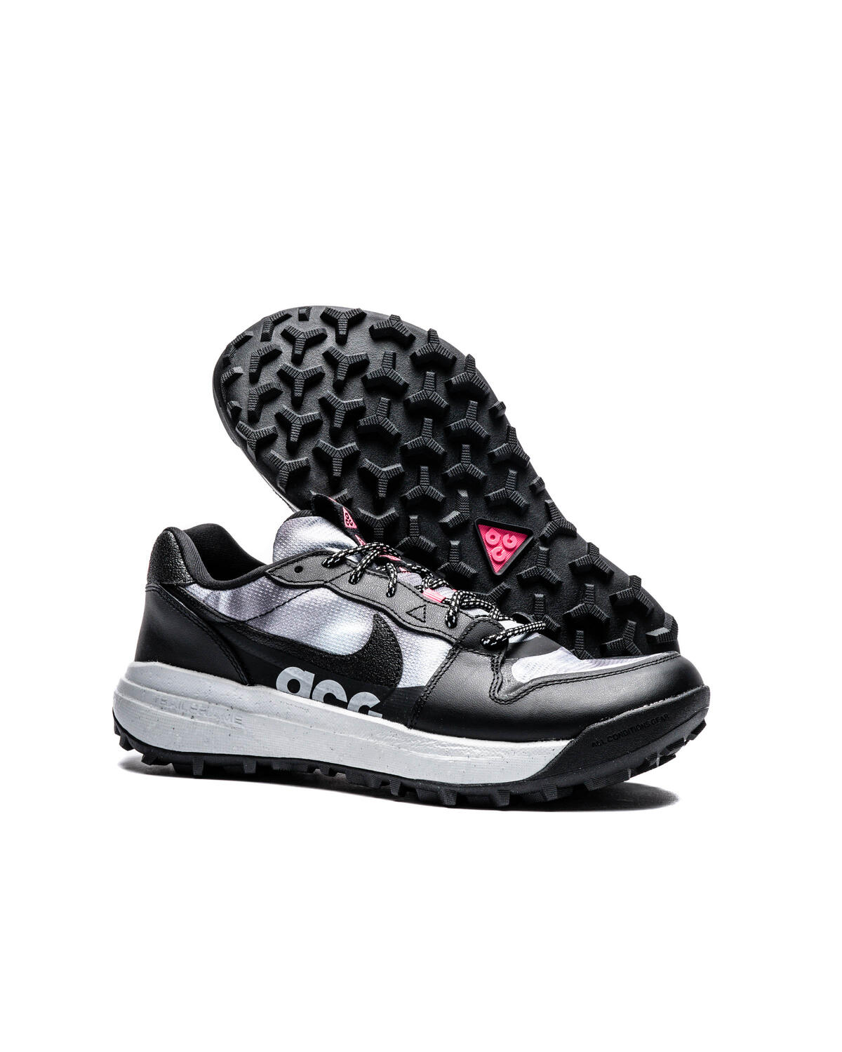 Nike ACG Lowcate SE Black / Black - Hyper Pink - Wolf Grey - Image 17