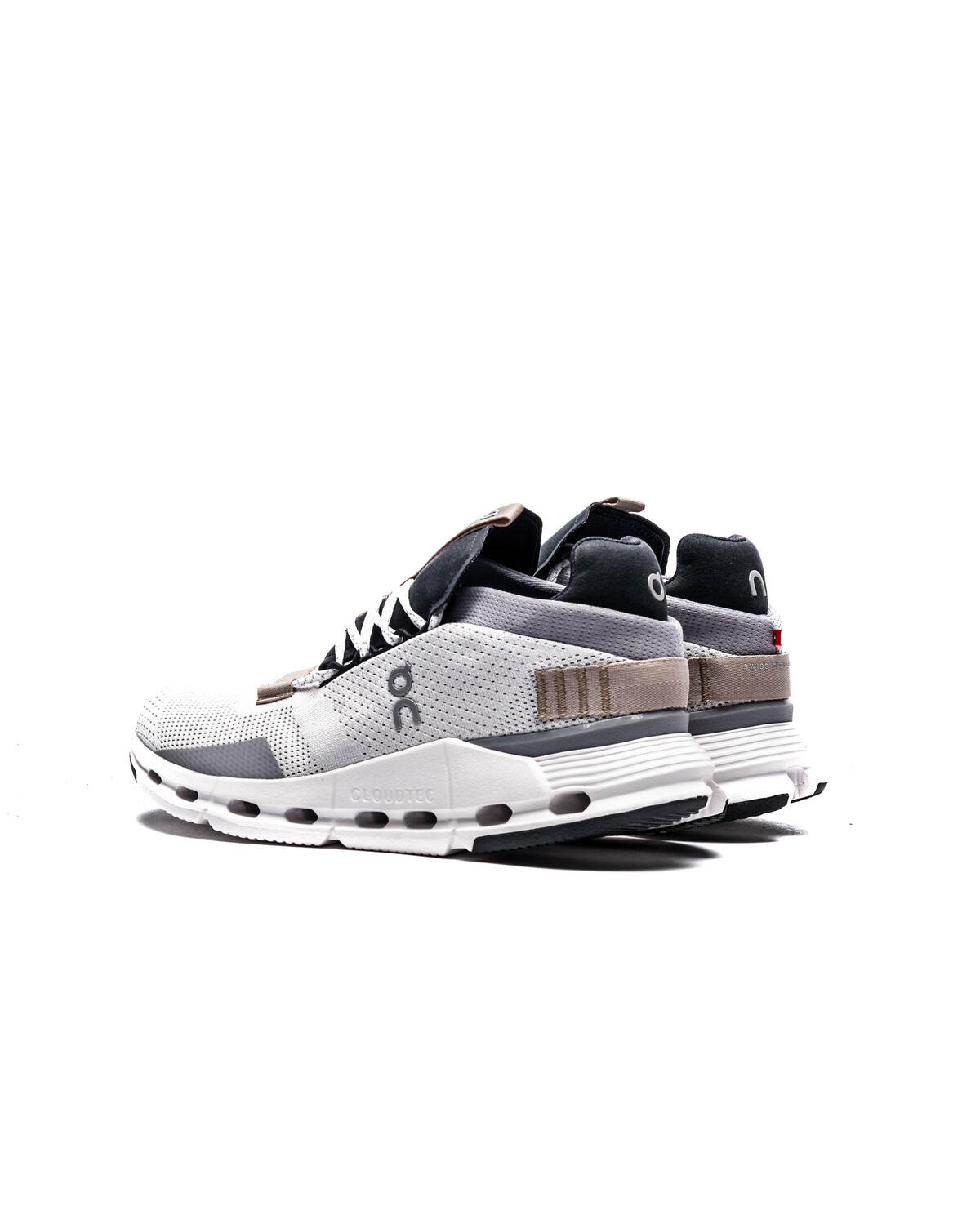 ON Running Cloudnova (Women's) - Image 4