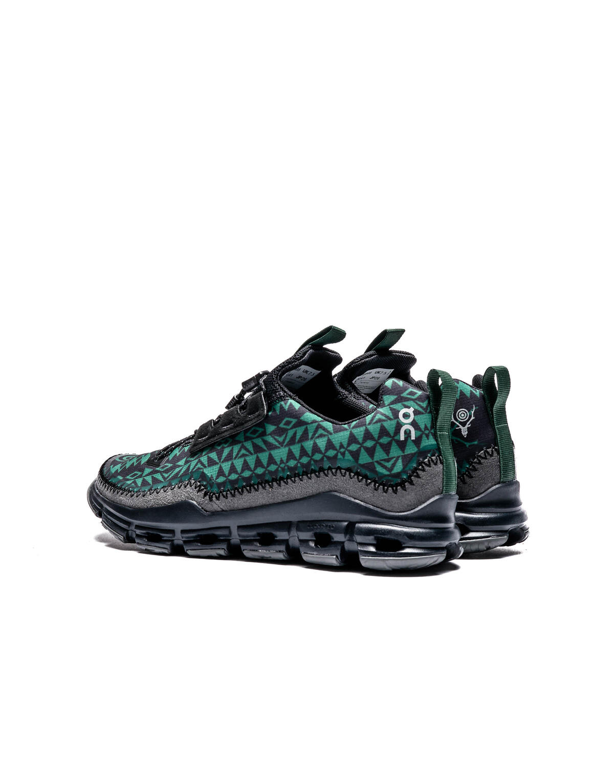 ON Running x South2 West8 Cloudaway - Image 4