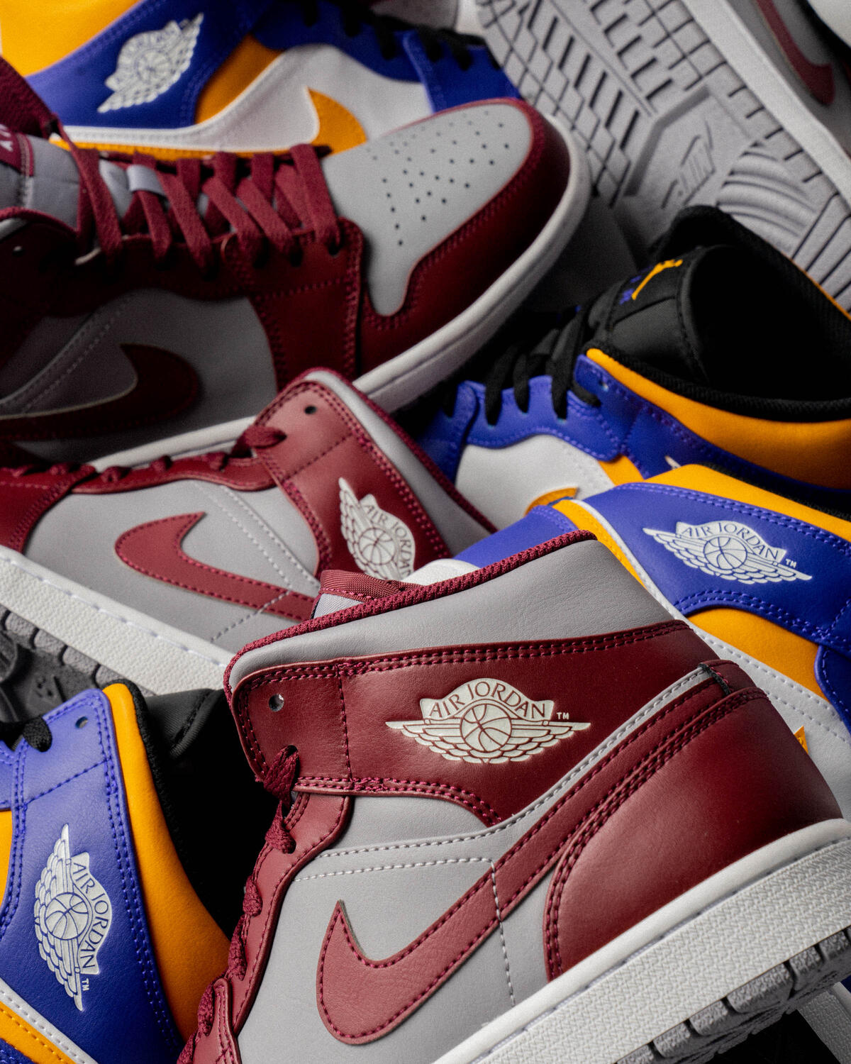 Air Jordan 1 Mid 'Lakers' - Image 23