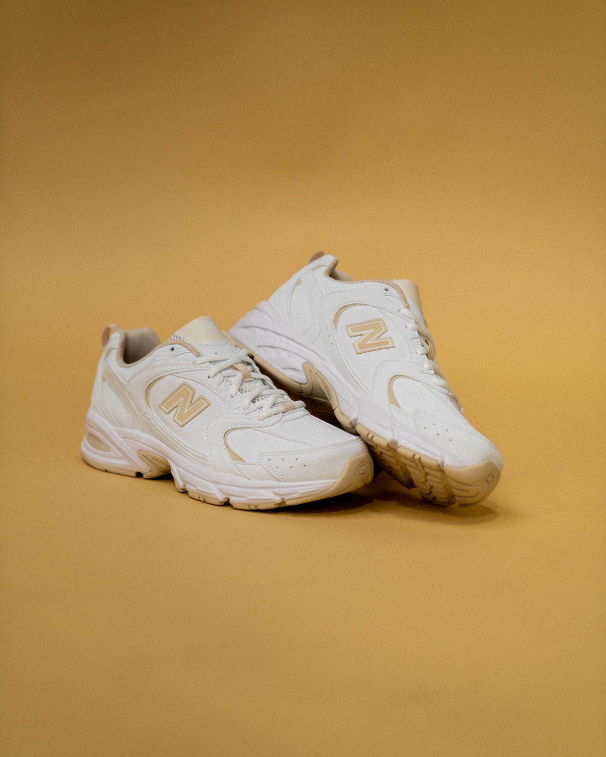 New Balance MR530 Weiß / Beige - Image 6