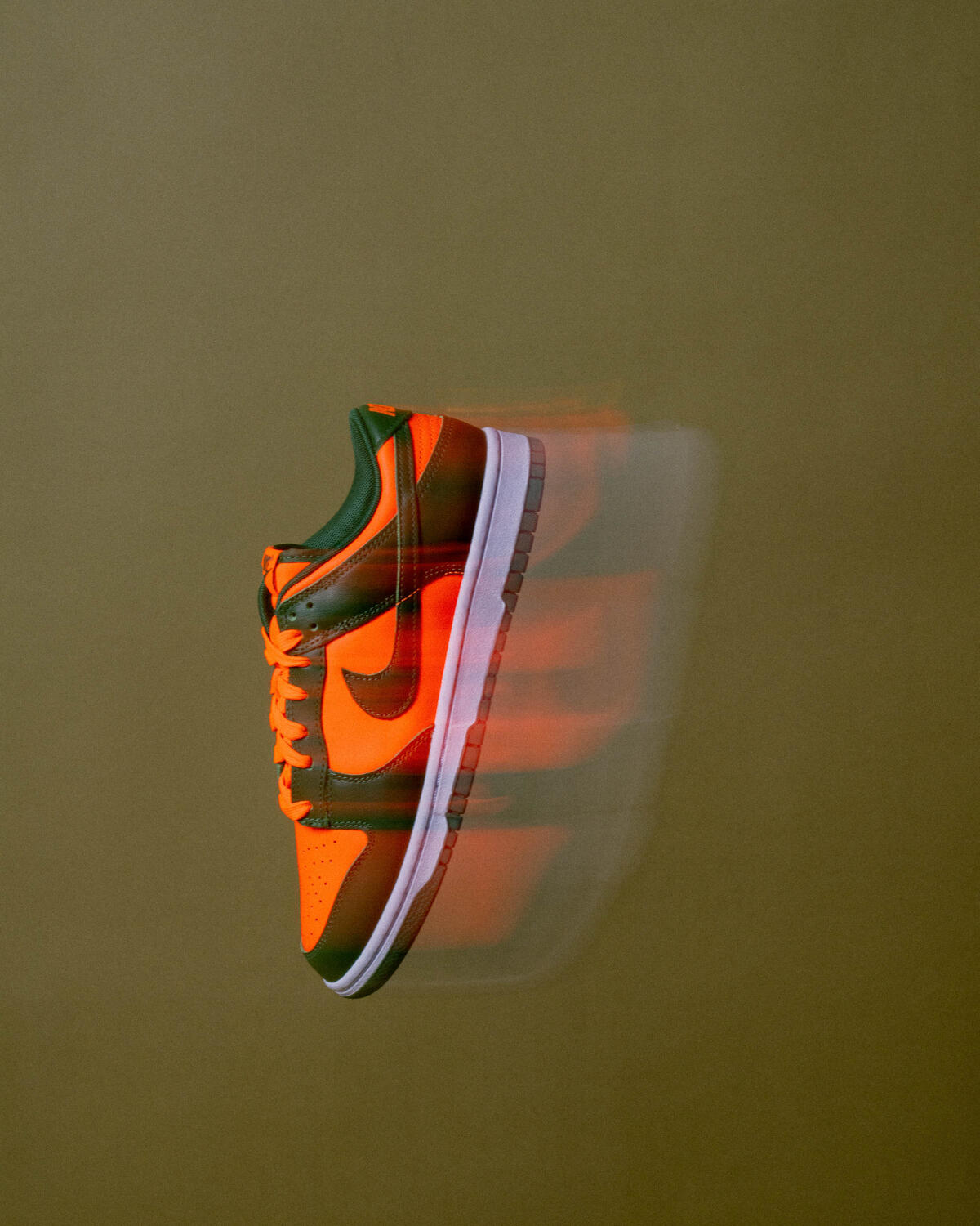 Dunk Low Retro - Gorge Green/White - Image 6