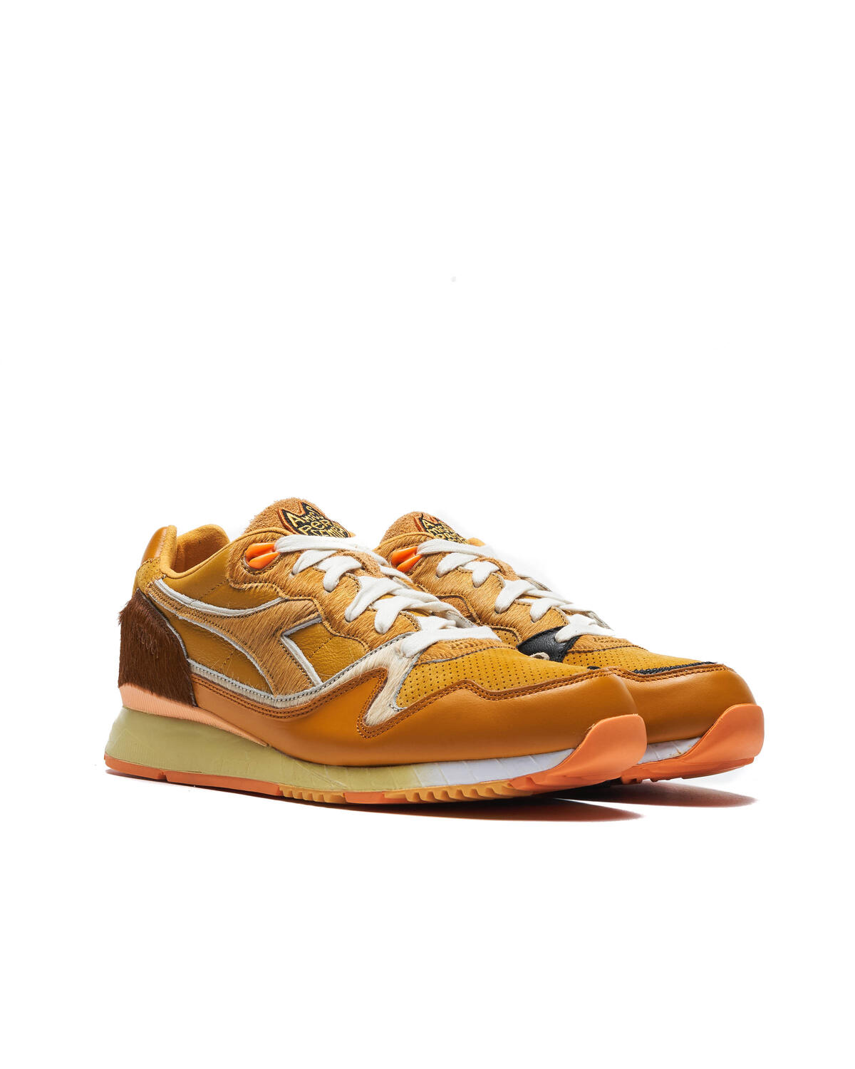 Diadora x 24Kilates V7000 "Amigos Para Siempre" - Image 3