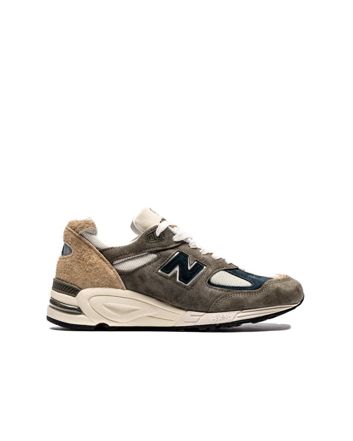 New Balance 990V2 Olive Beige - Image 24