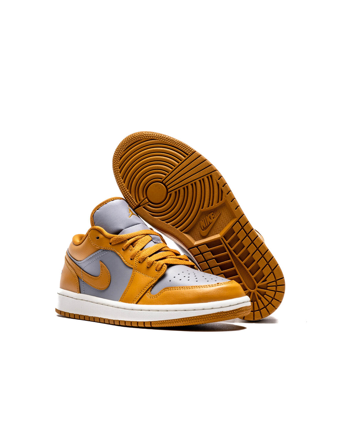 JORDAN BRAND (WMNS) AIR JORDAN 1 LOW "MICHAEL JORDAN" CEMENT GREY/CHUTNEY/SAIL - Image 9