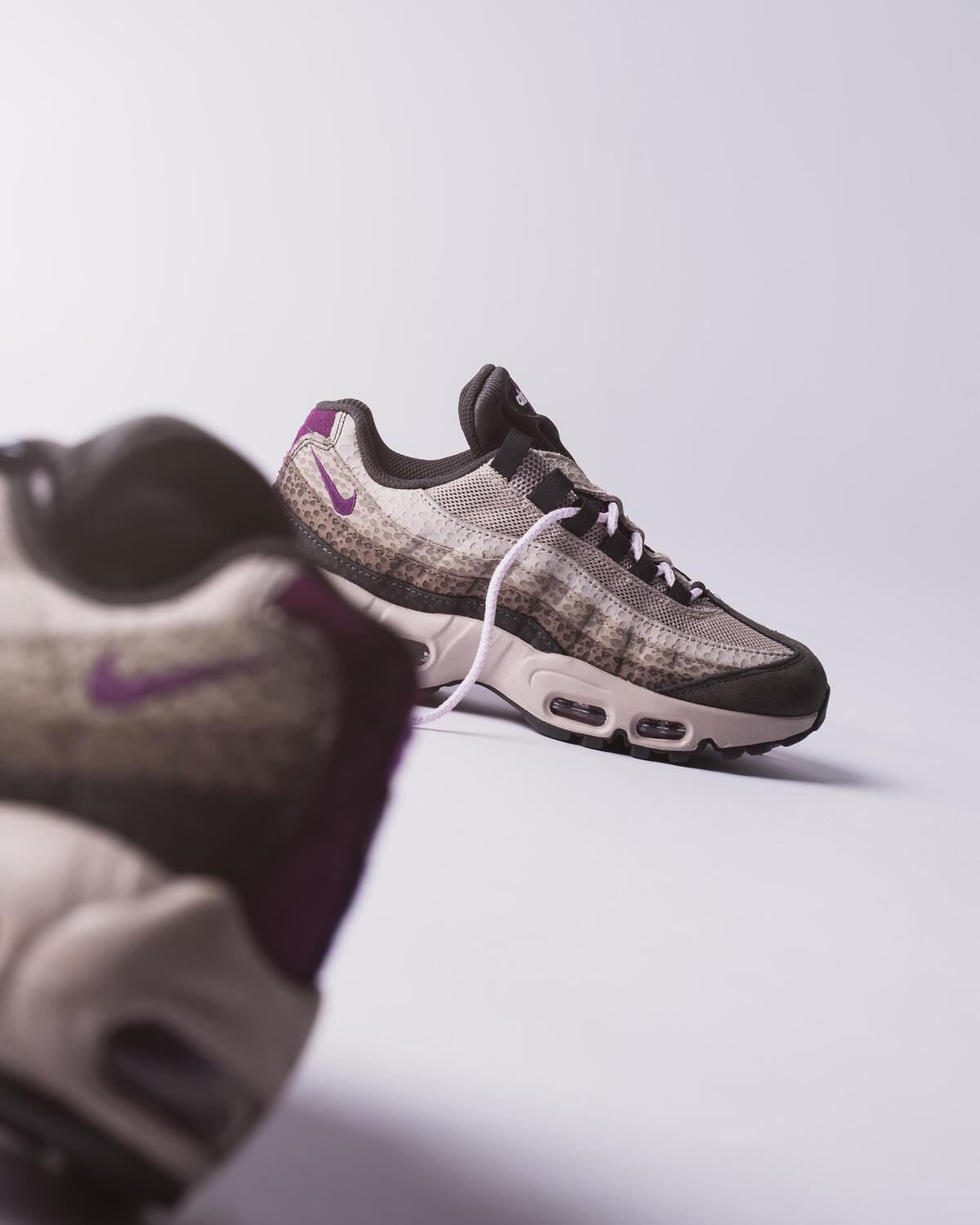 Nike Air Max 95 'Viotech' (Women's) - Image 6