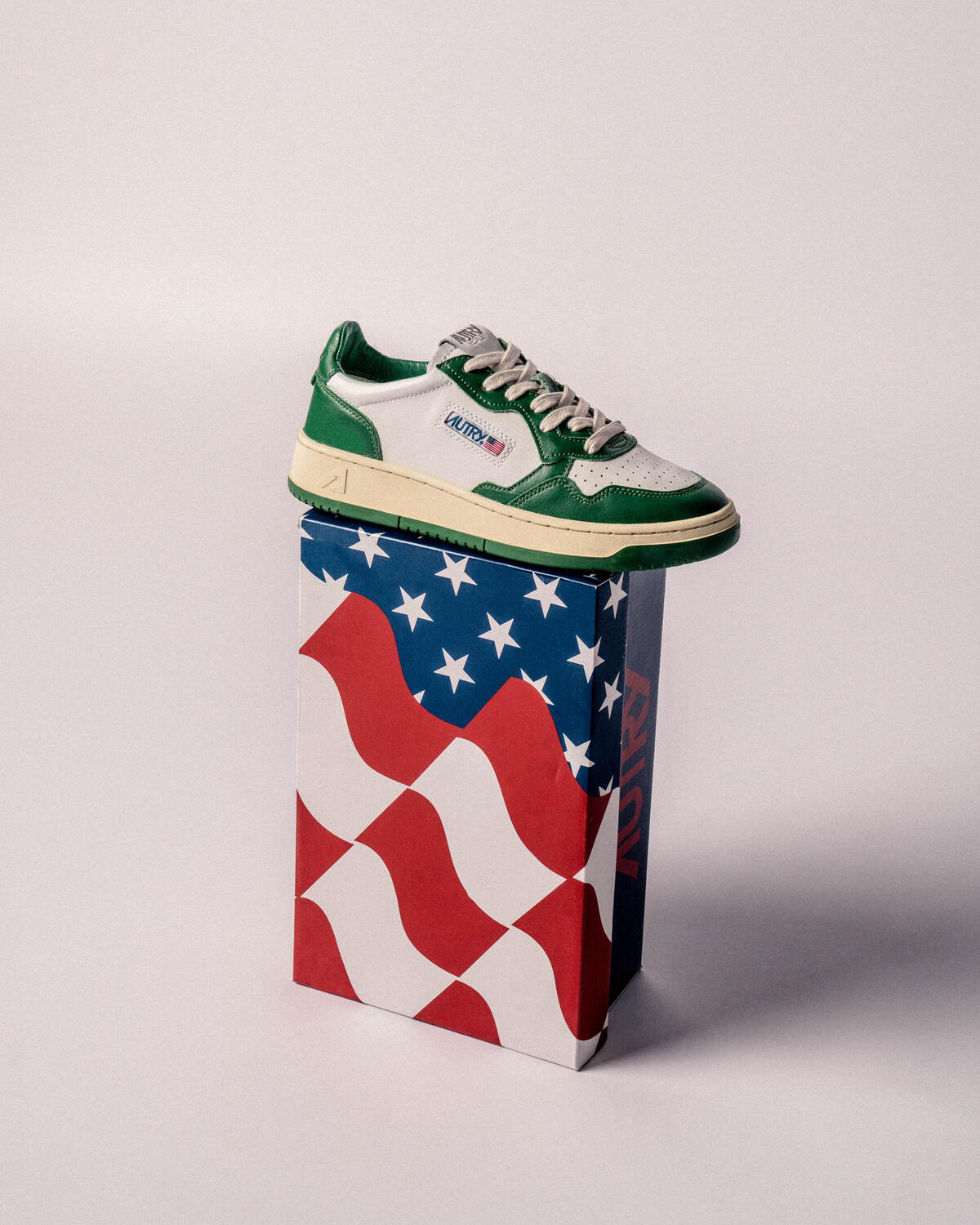 Autry Medalist Low Leat / White / Green - Image 14