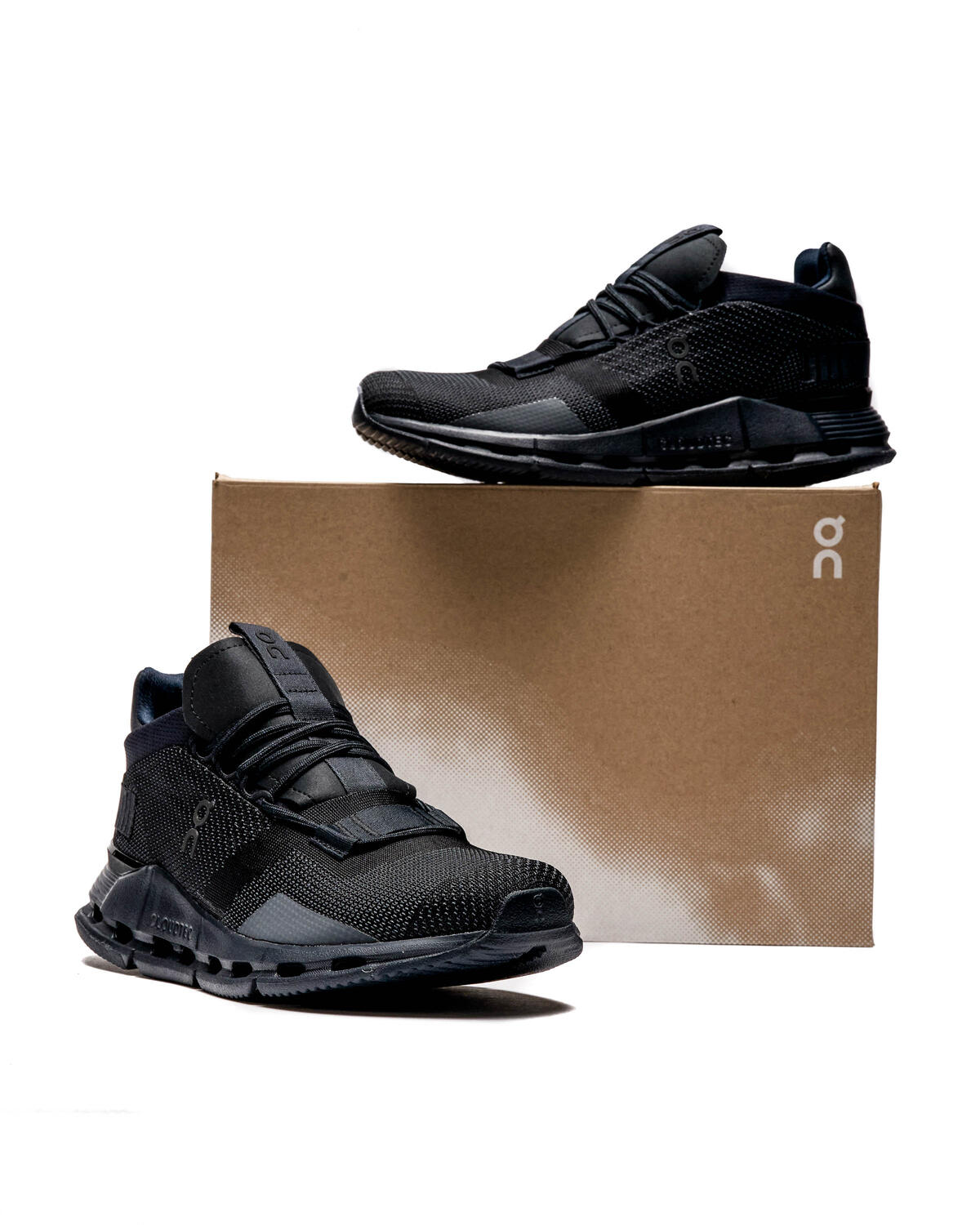 ON Running Cloudnova (Women's) - Image 6