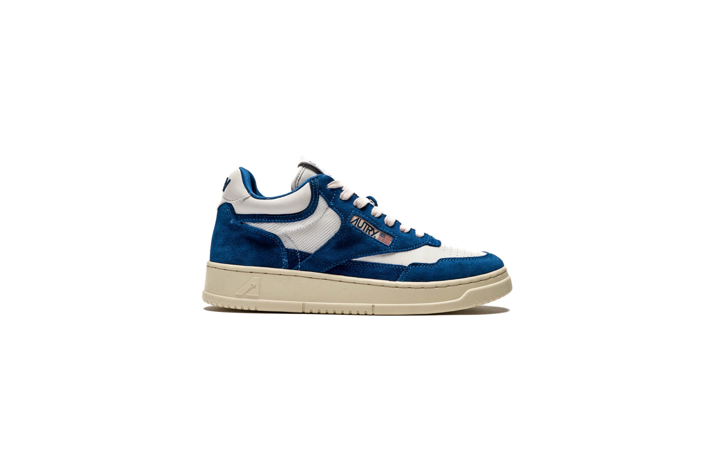 Autry Action Shoes WMNS OPEN MID - AOMWCE16