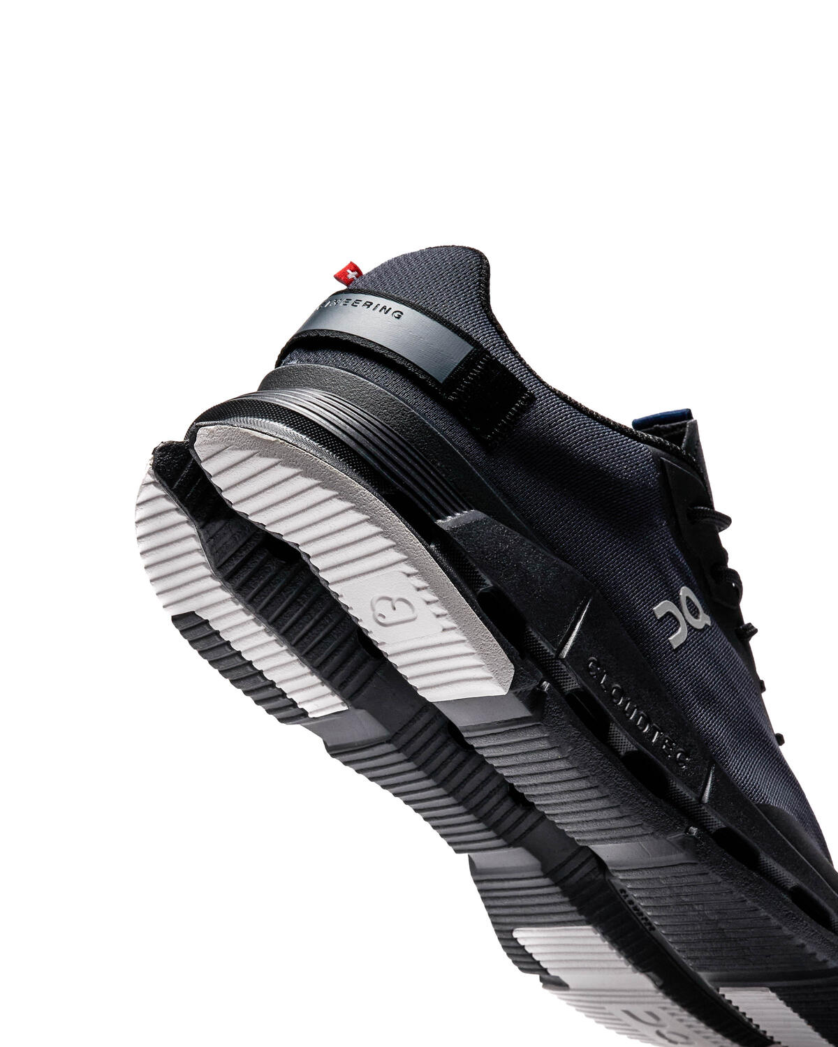 ON Running Cloudnova - Image 14