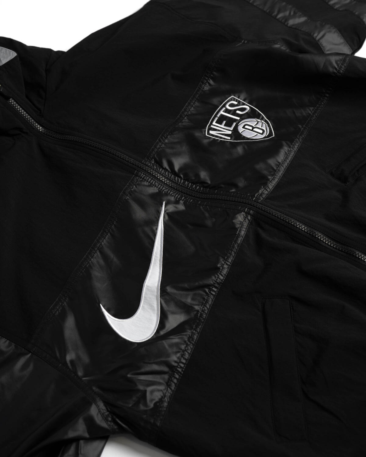 Nike Brooklyn Nets Courtside Jacket - Image 4
