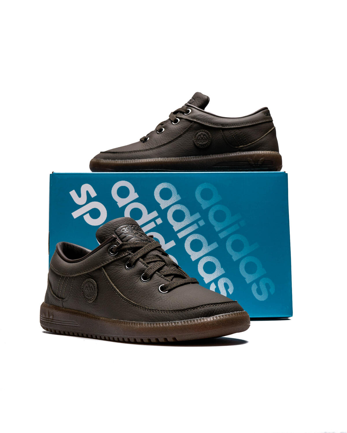 Adidas Low Top Sneakers - Image 12