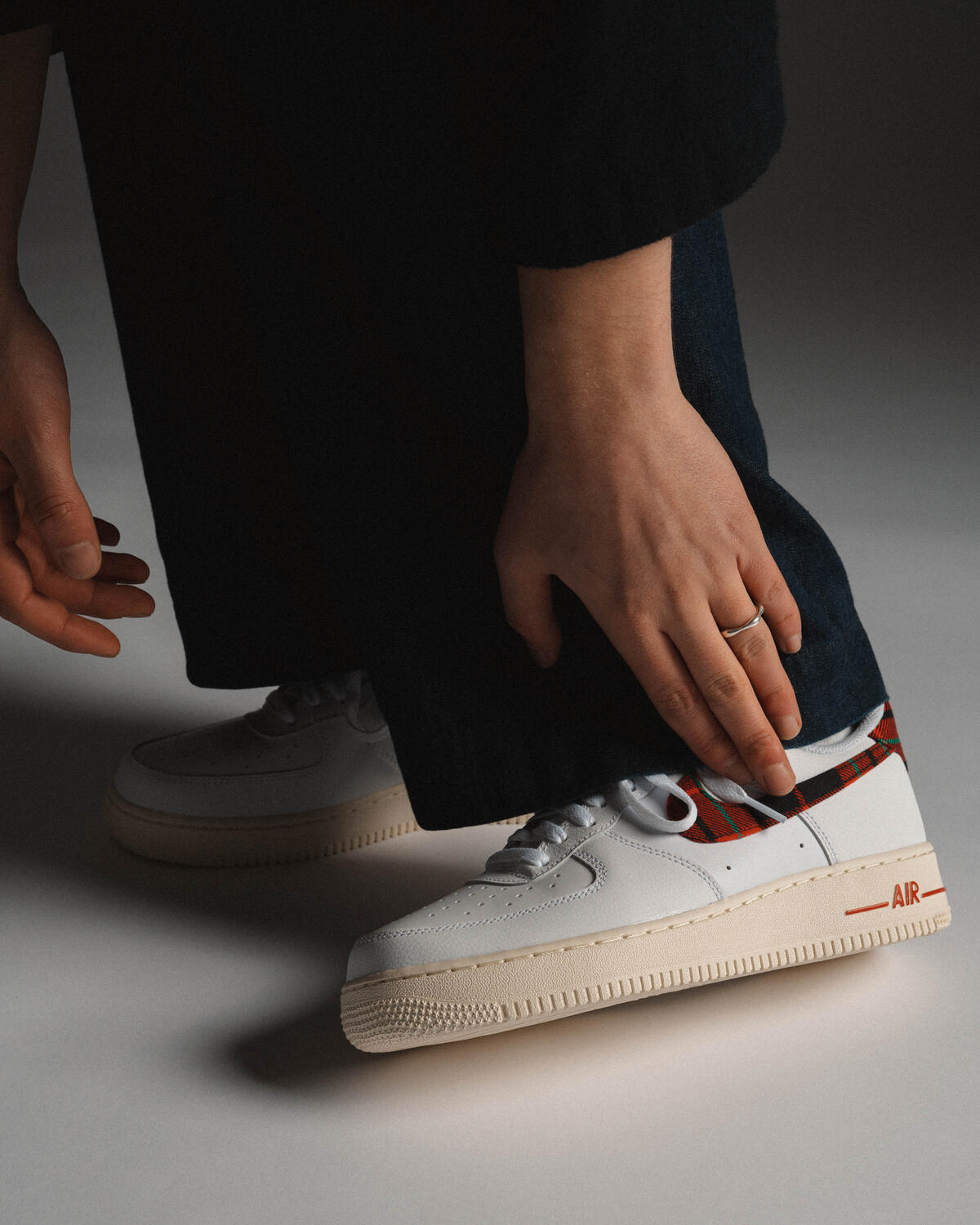 Nike Air Force 1 '07 LV8 White / University Red - Stadium Green - Image 15