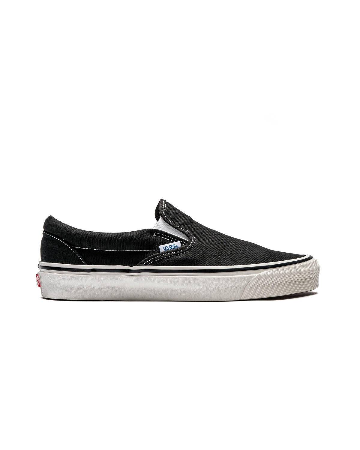 Vans Classic Slip-On Black - Image 2