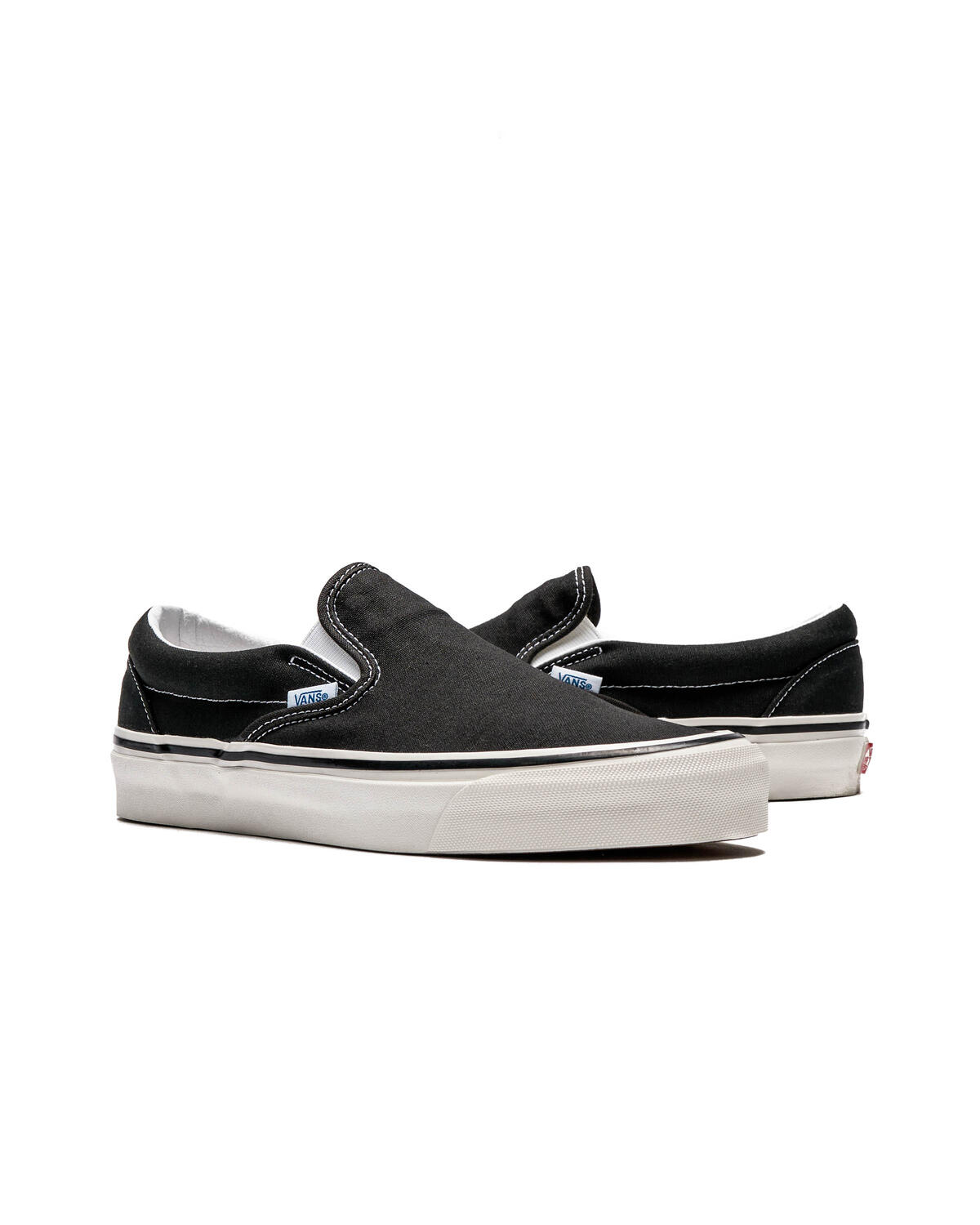 Vans Classic Slip-On Black - Image 5