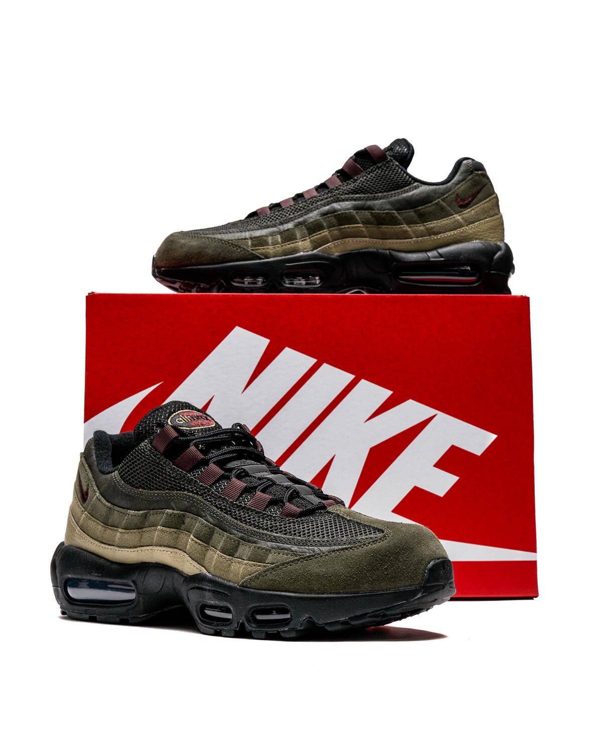 Nike Air Max 95 Black / Earth - Sequoia - Cargo Khaki - Image 20