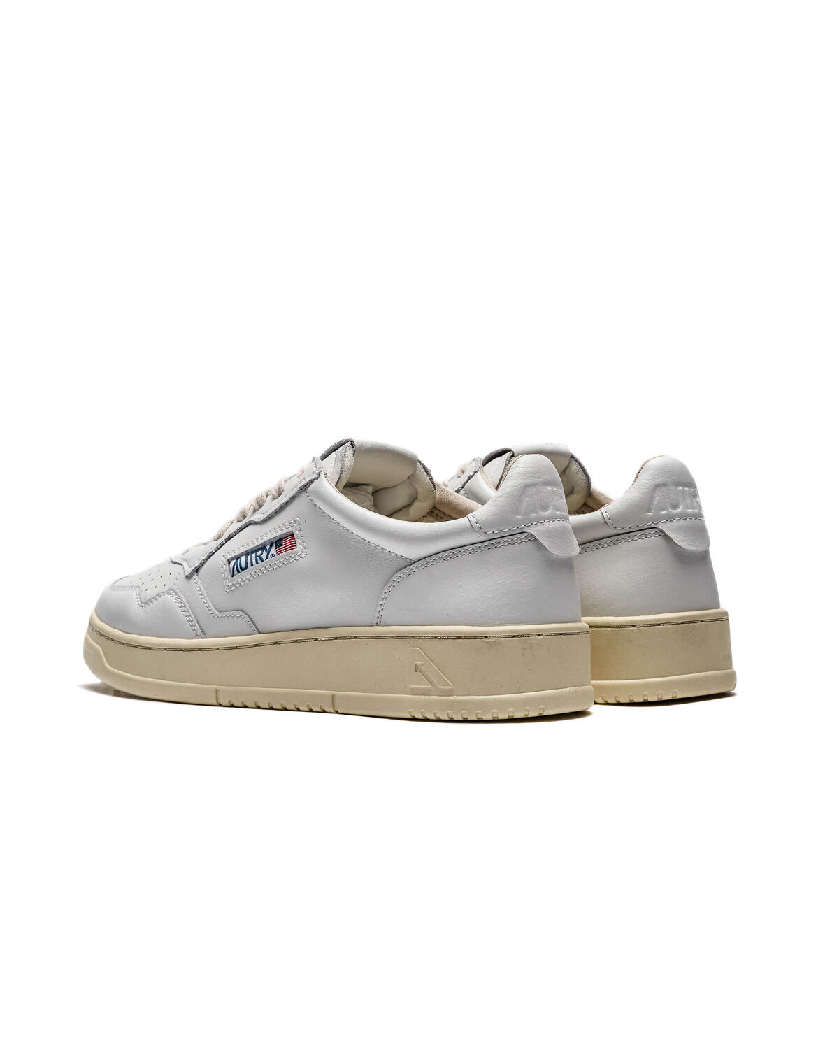 Autry Medalist Low - Image 4