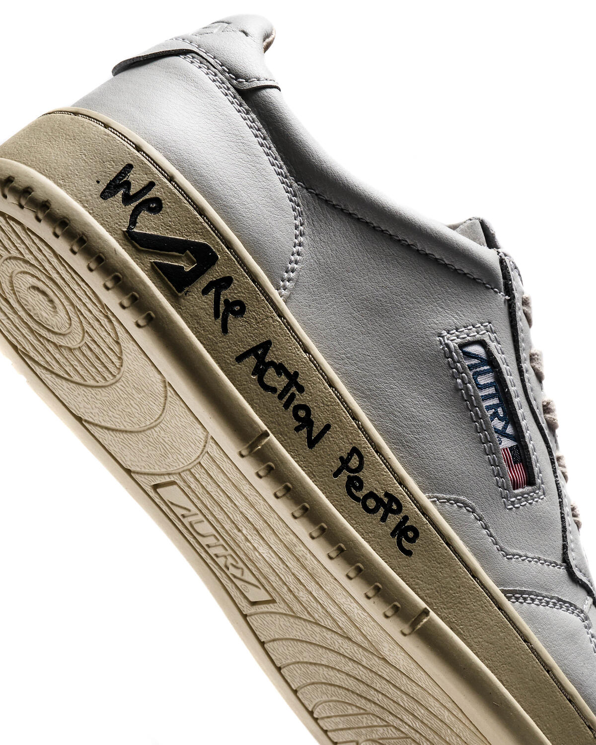 Autry Medalist Low - Image 7