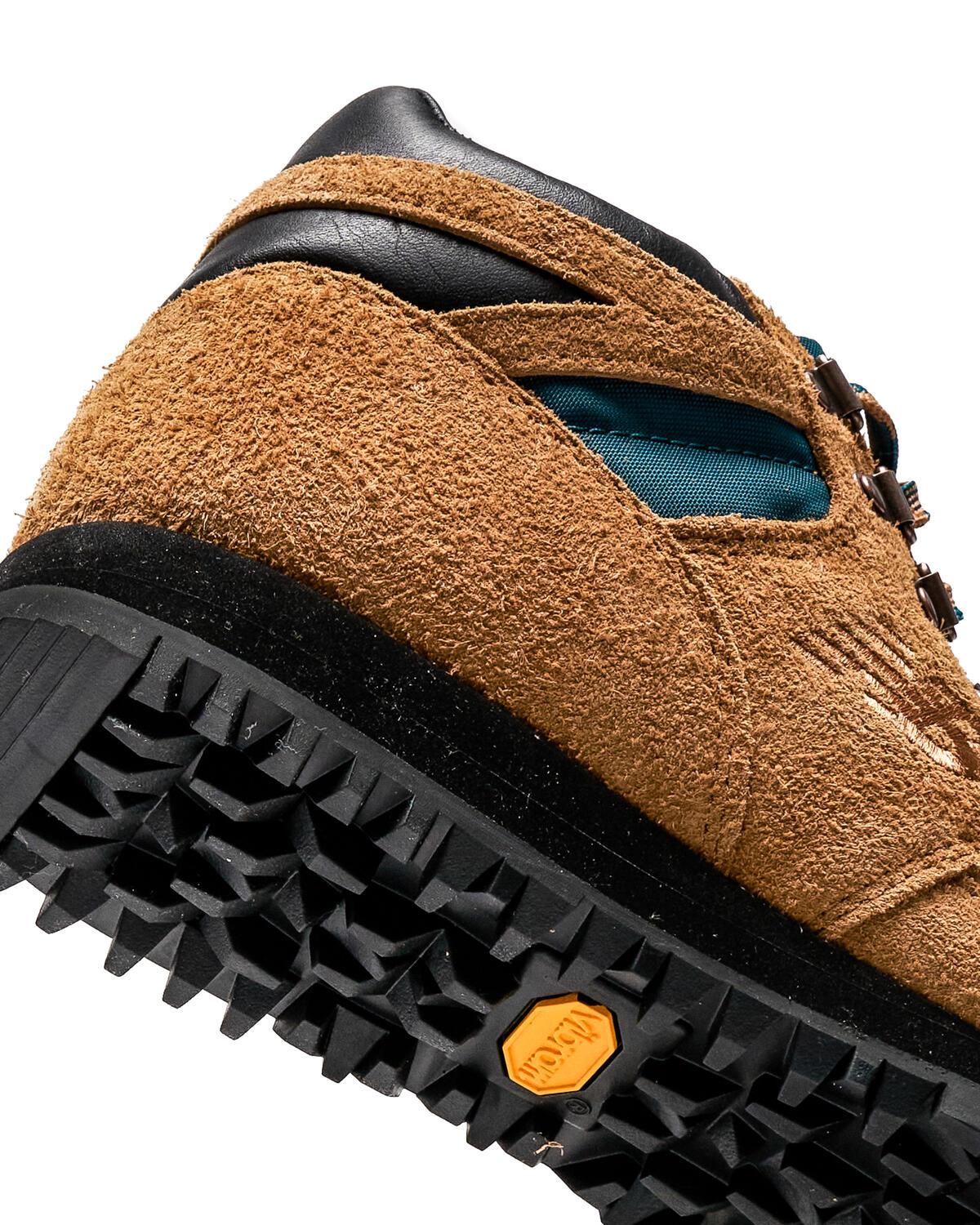 New Balance Rainier Faded Workwear - Image 11