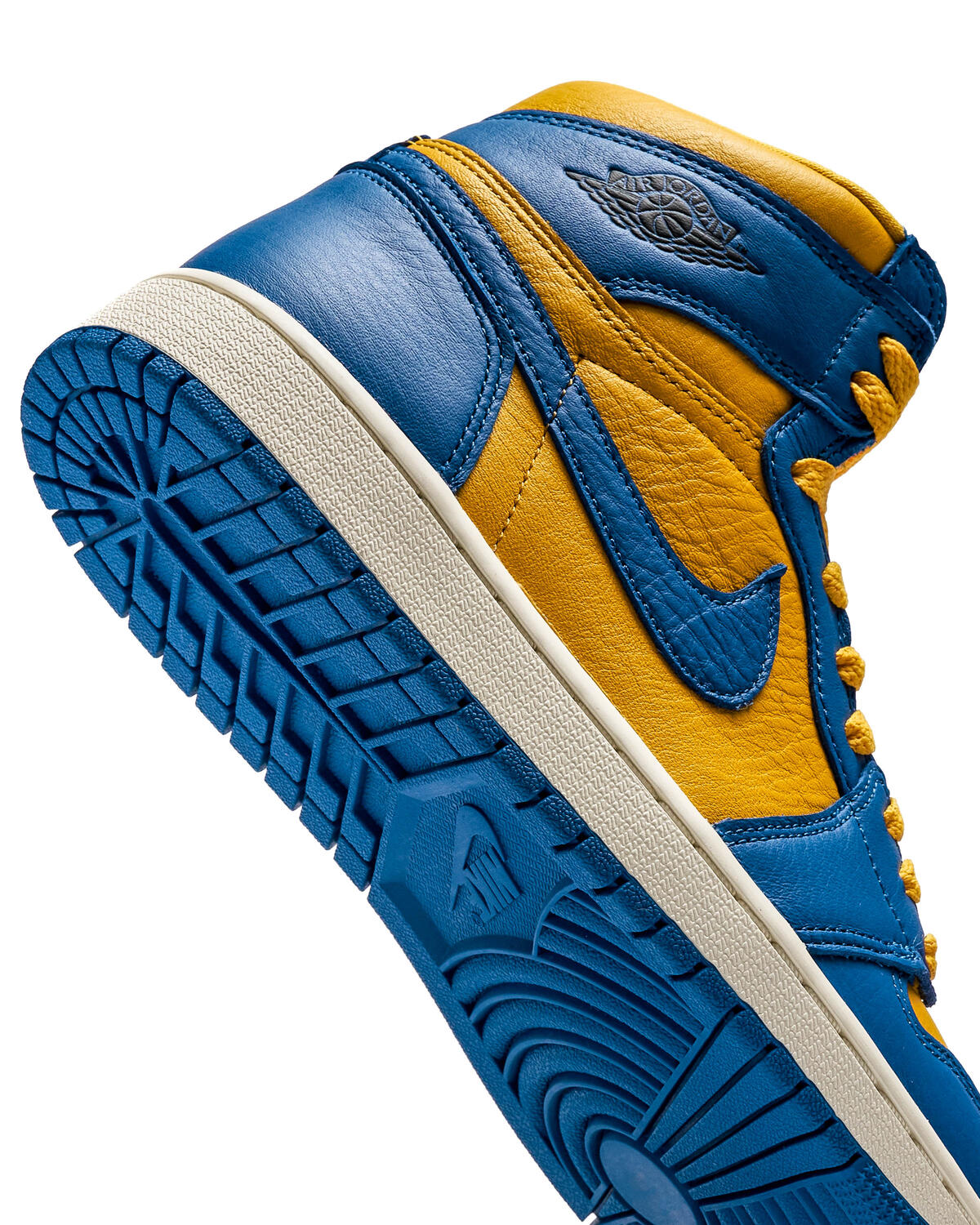 Jordan Air Jordan 1 Retro High OG 'Game Royal and Varsity Maize' (Women's) - Image 30