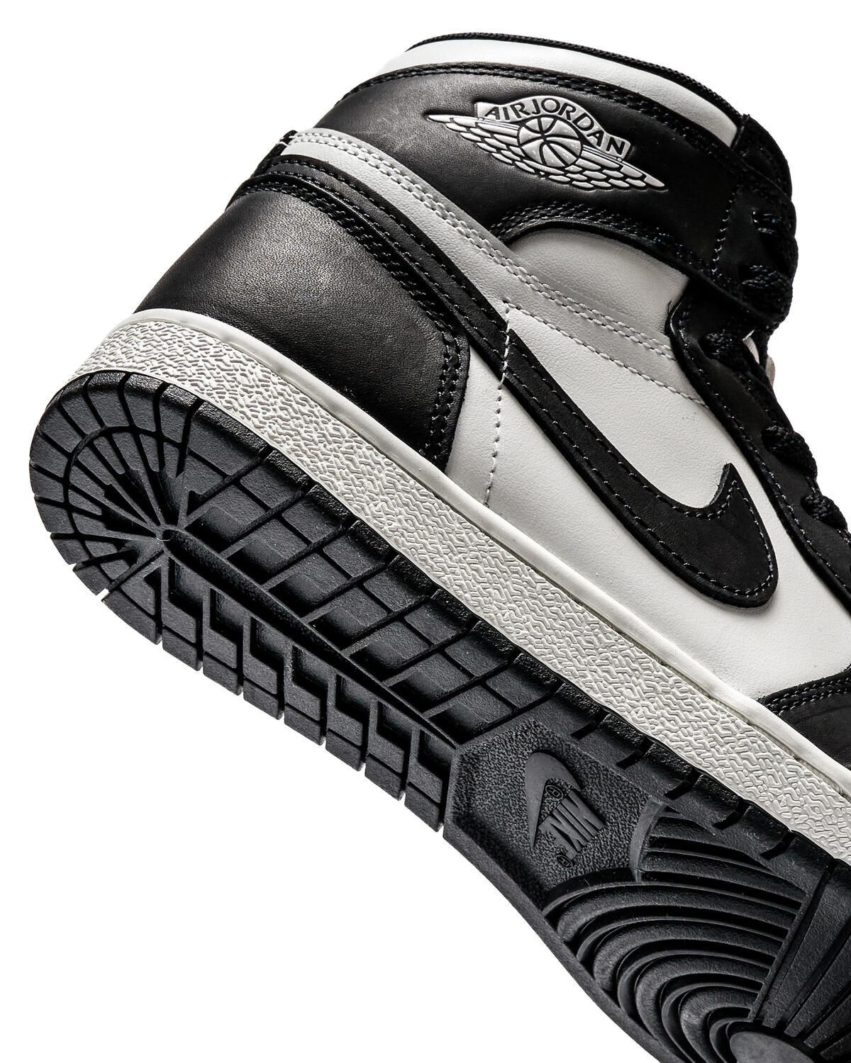 Air Jordan 1 High '85 - Image 7