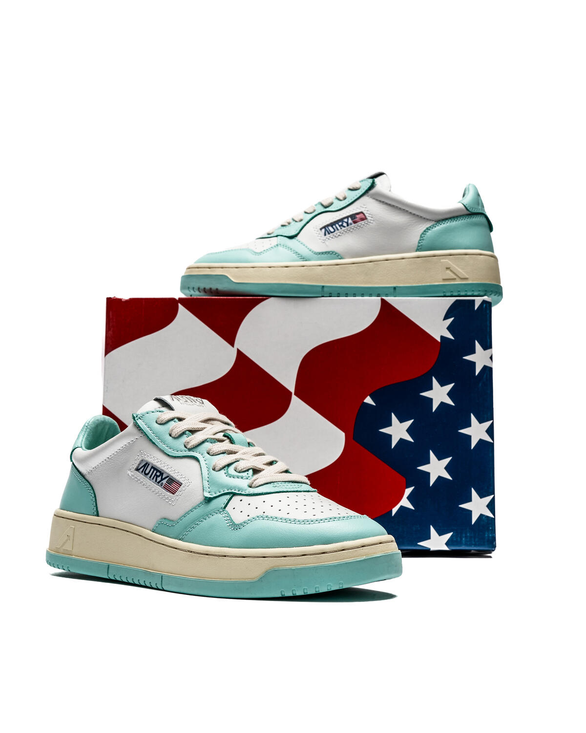 Autry Medalist Low (Women's) - Image 6