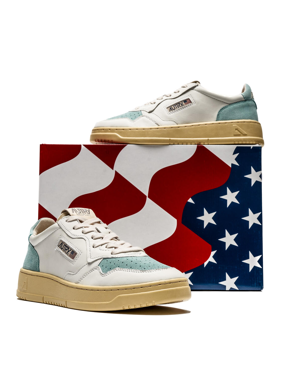 Autry Medalist Low (Women's) - Image 6